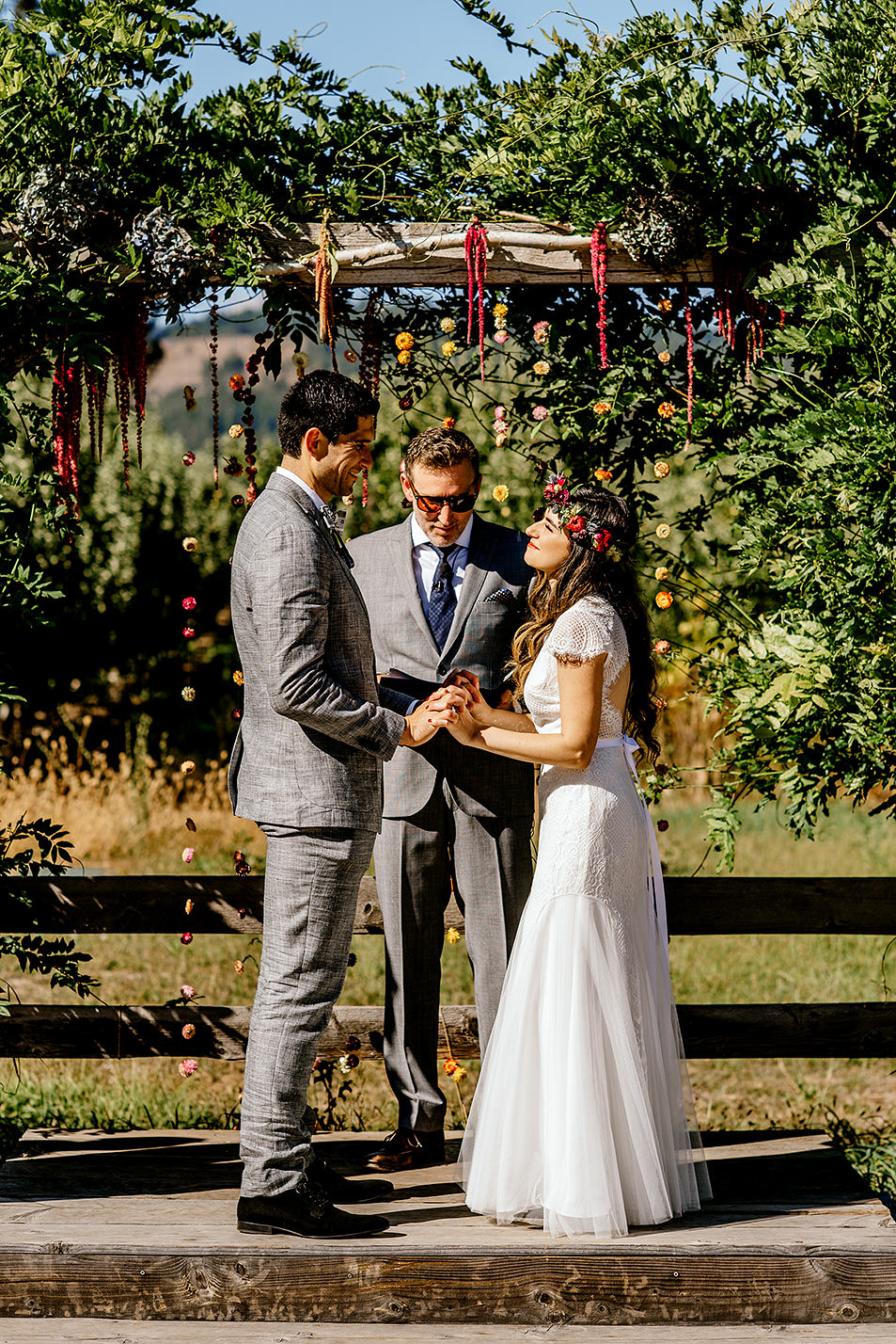 Tin-roof-Barn-wedding-Portland-Oregon-wedding-photographer-0413.jpg