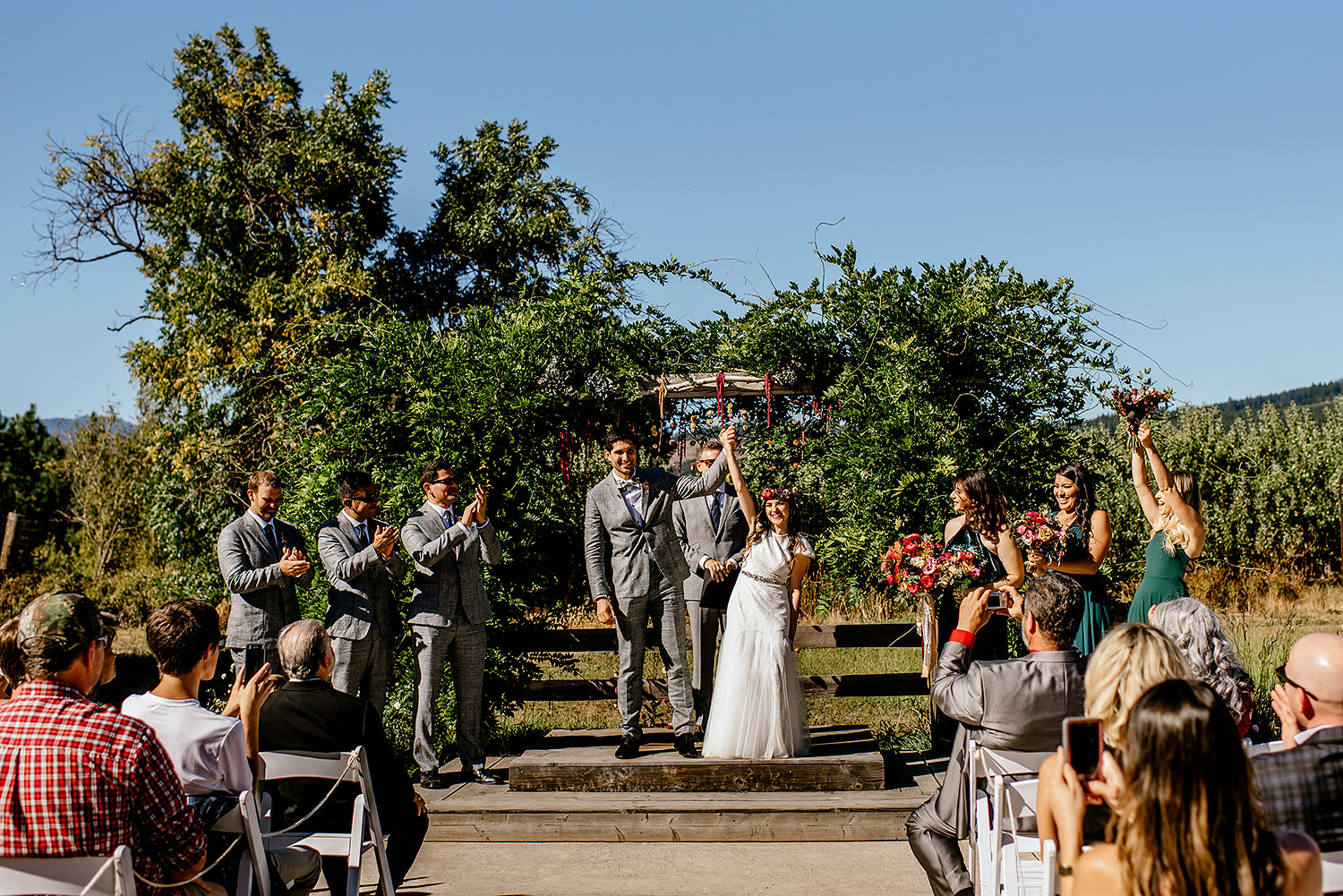 Tin-roof-Barn-wedding-Portland-Oregon-wedding-photographer-0450.jpg
