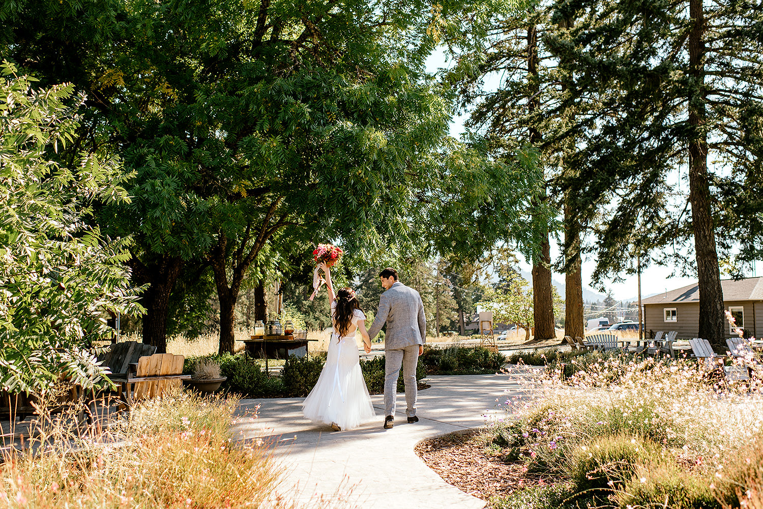 Tin-roof-Barn-wedding-Portland-Oregon-wedding-photographer-0463.jpg