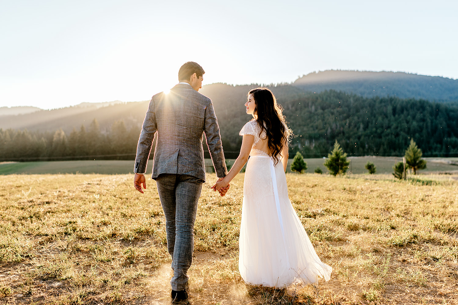 Tin-roof-Barn-wedding-Portland-Oregon-wedding-photographer-0771.jpg