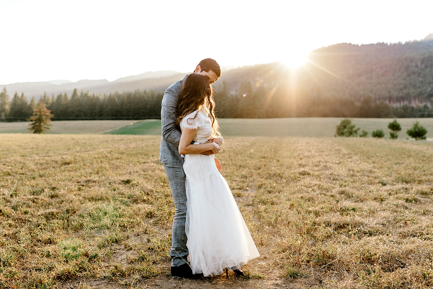 Tin-roof-Barn-wedding-Portland-Oregon-wedding-photographer-0776.jpg