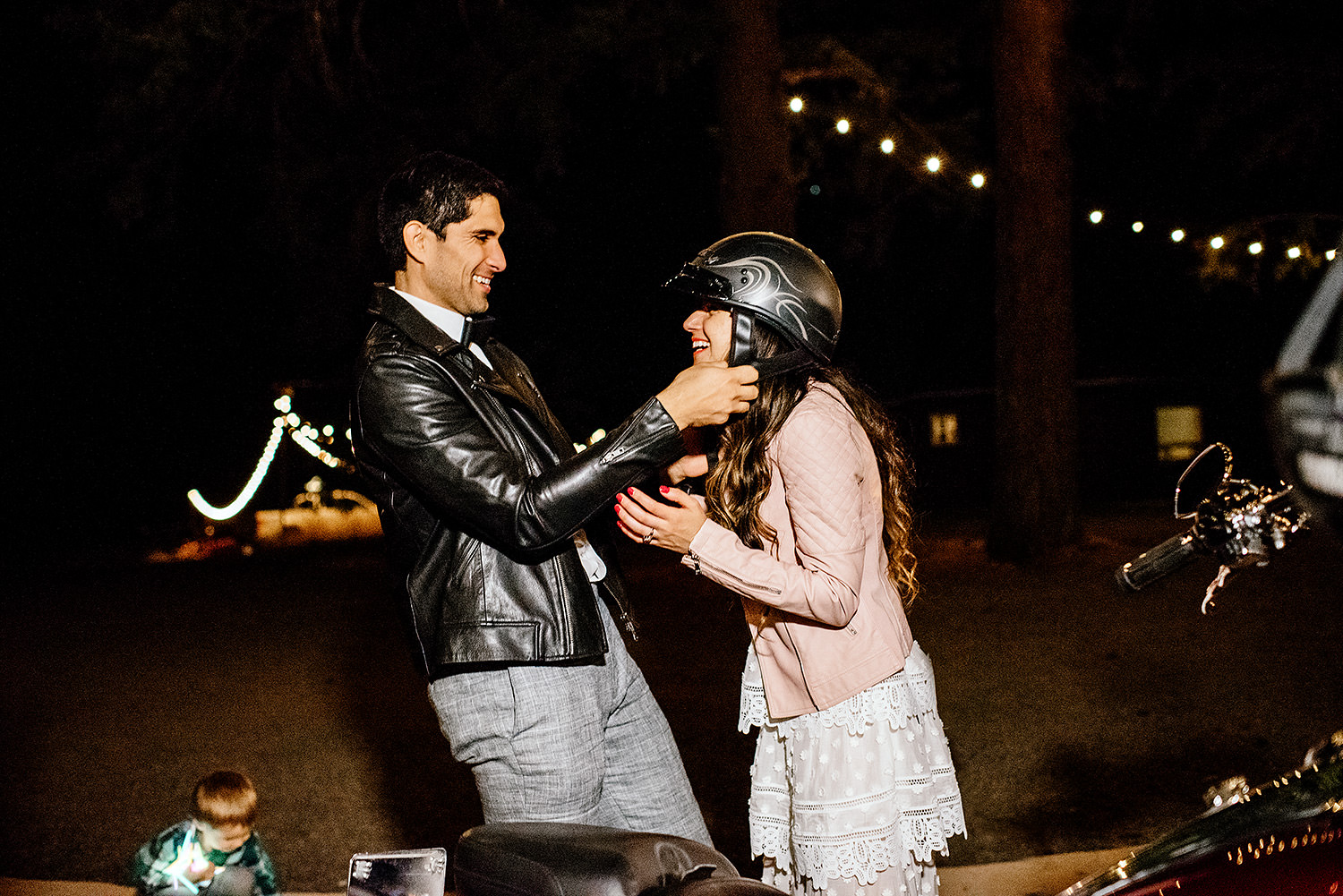 Tin-roof-Barn-wedding-Portland-Oregon-wedding-photographer-1085.jpg