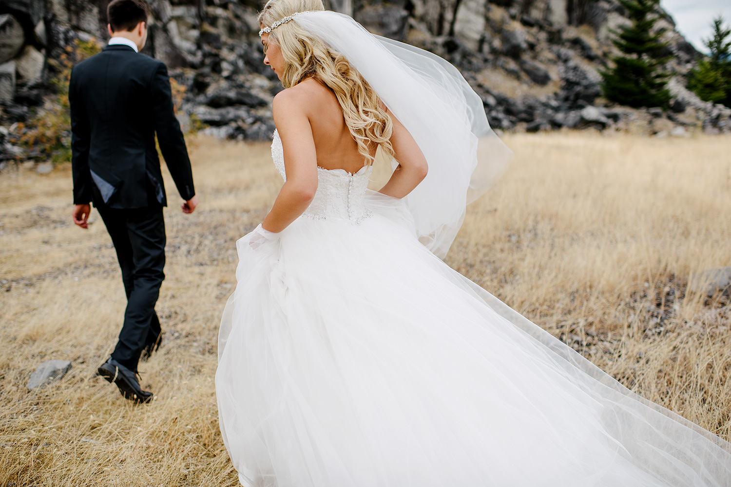 Portland-Wedding-Photographer-Columbia-River-Gorge-Wedding08.jpg