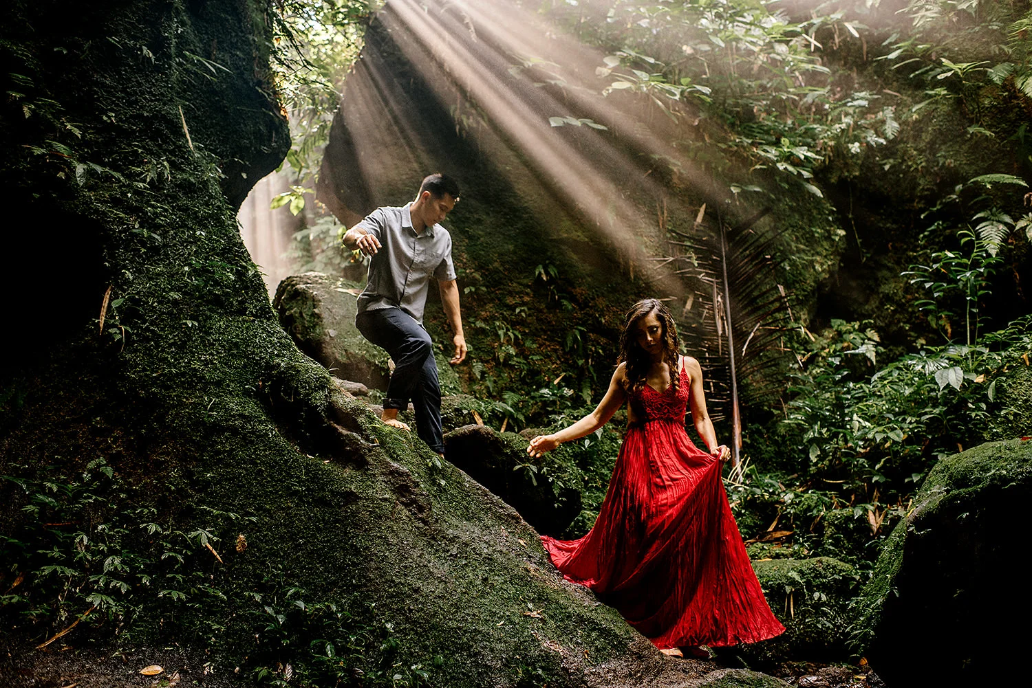 Bali-beach-engagment-Bali-wedding-photographer53.jpg