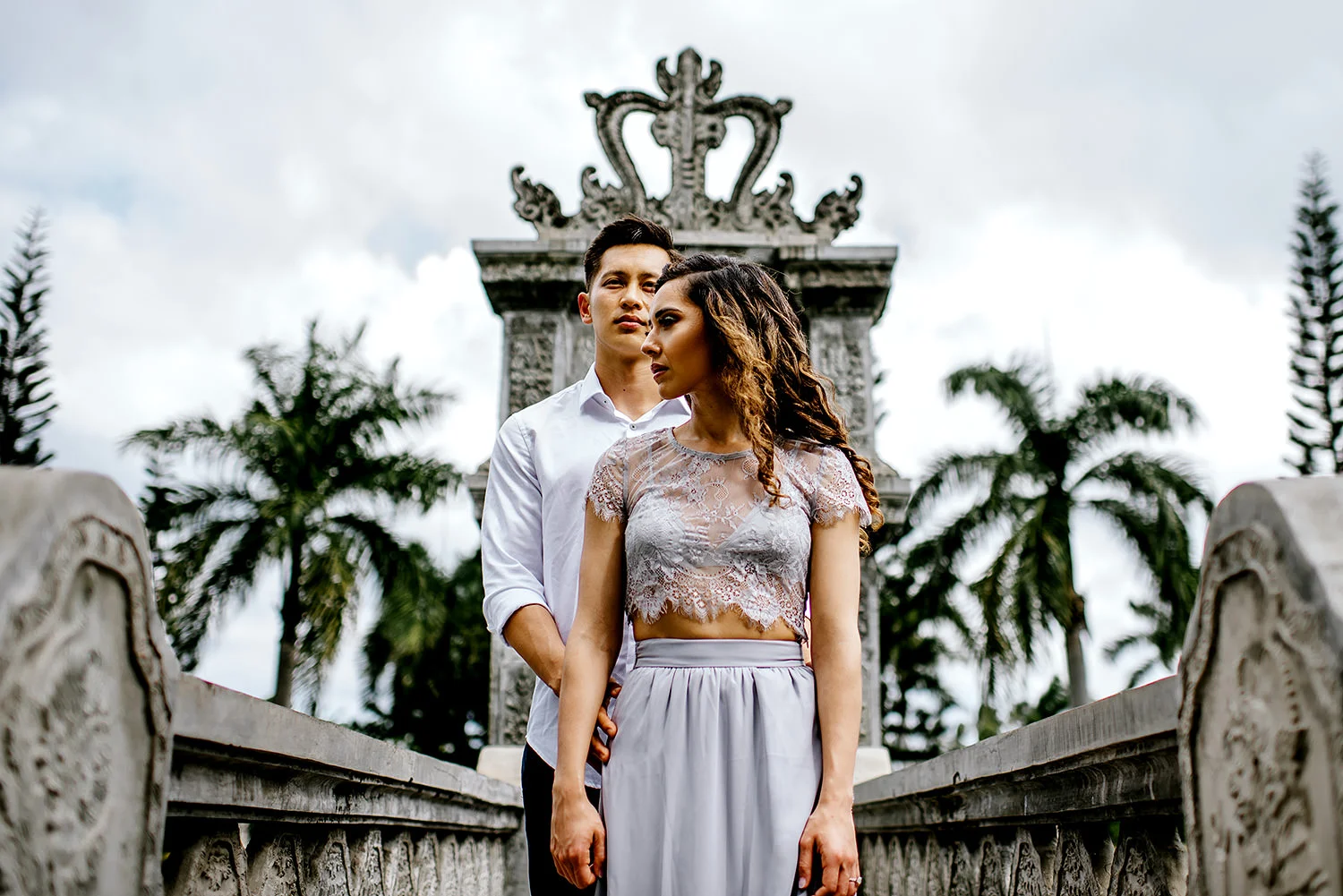 Bali-temple-engagment-Bali-wedding-photographer31.jpg