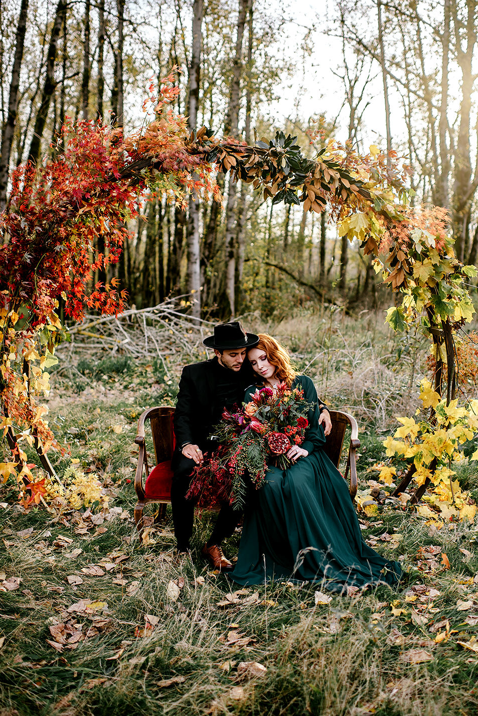 Portland-elopement-photographer-Autunm-wedding-inspiration-26.jpg