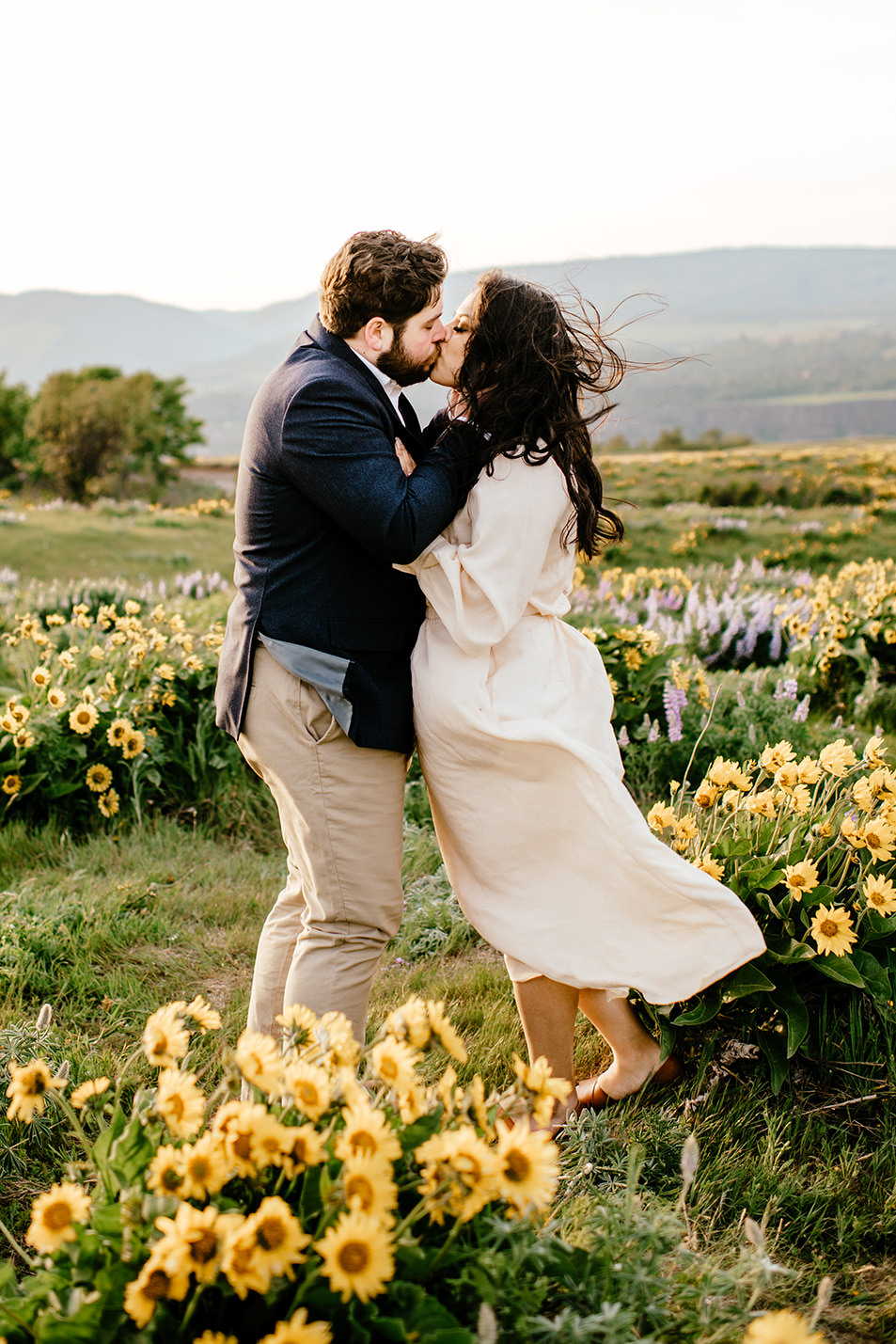 Wild-flower-engagement-session-at-rowena-crest-096.jpg