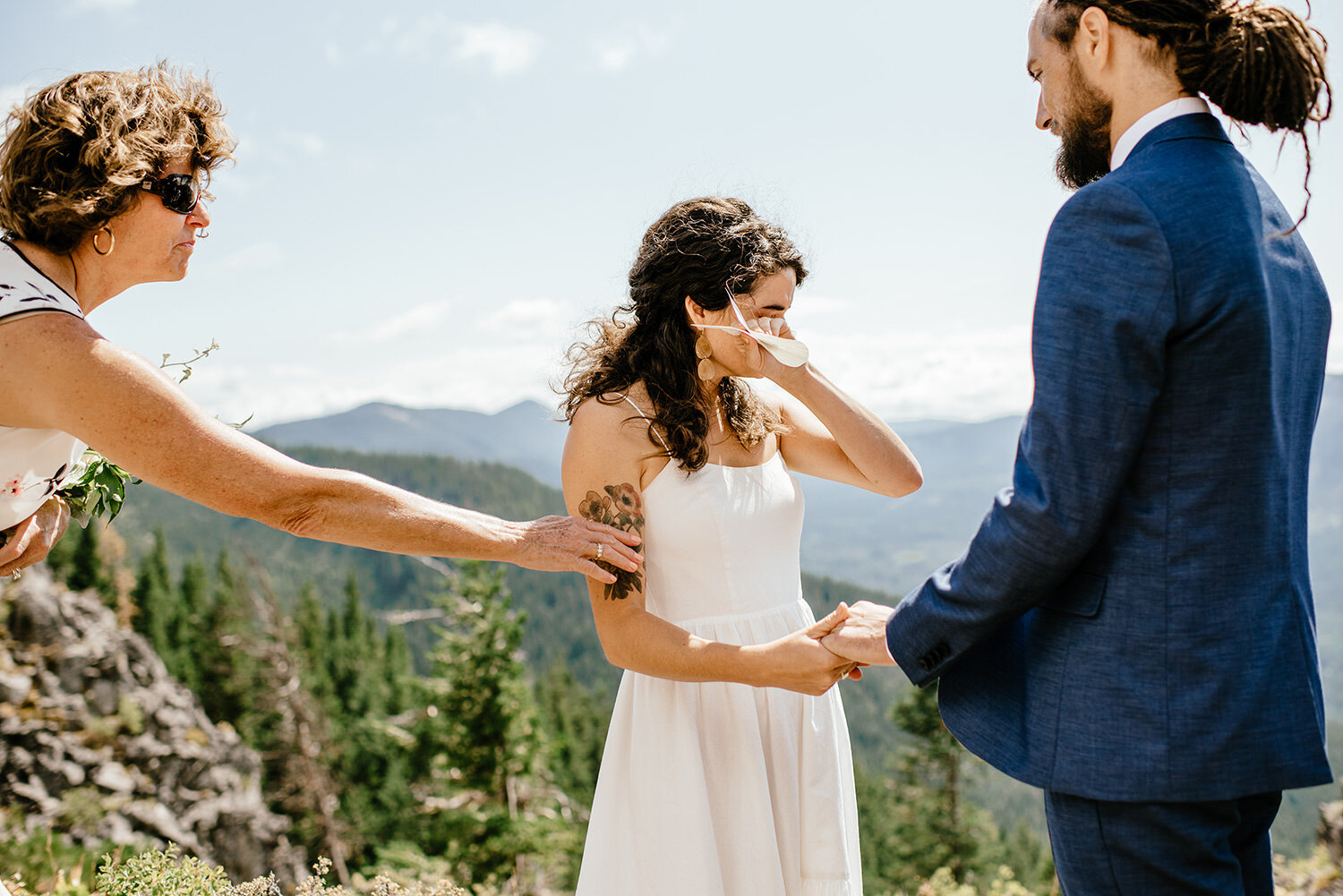 homegrown-mountain-elopement-mt-hood-national-forest-0112.jpg