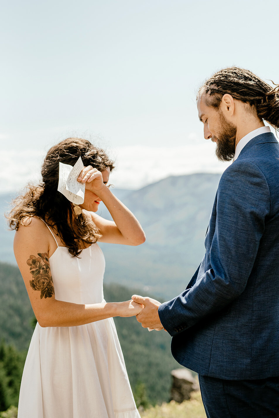 homegrown-mountain-elopement-mt-hood-national-forest-0115.jpg