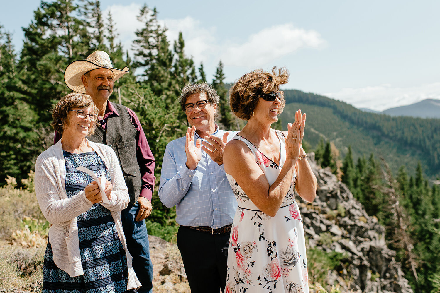 homegrown-mountain-elopement-mt-hood-national-forest-0128.jpg