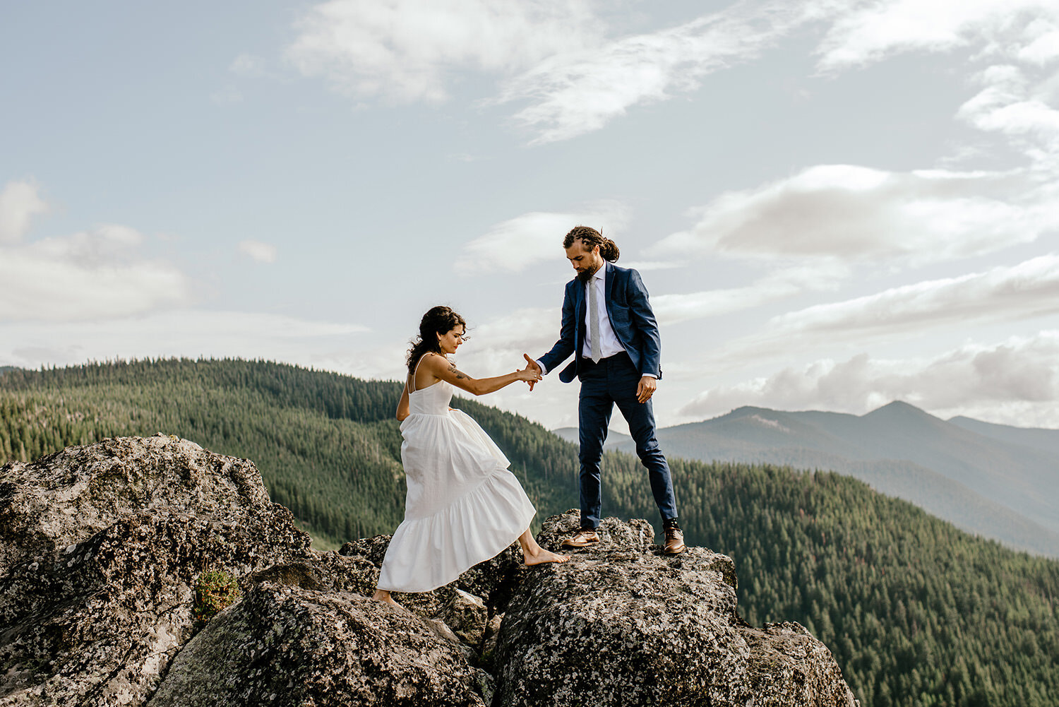 homegrown-mountain-elopement-mt-hood-national-forest-0176.jpg