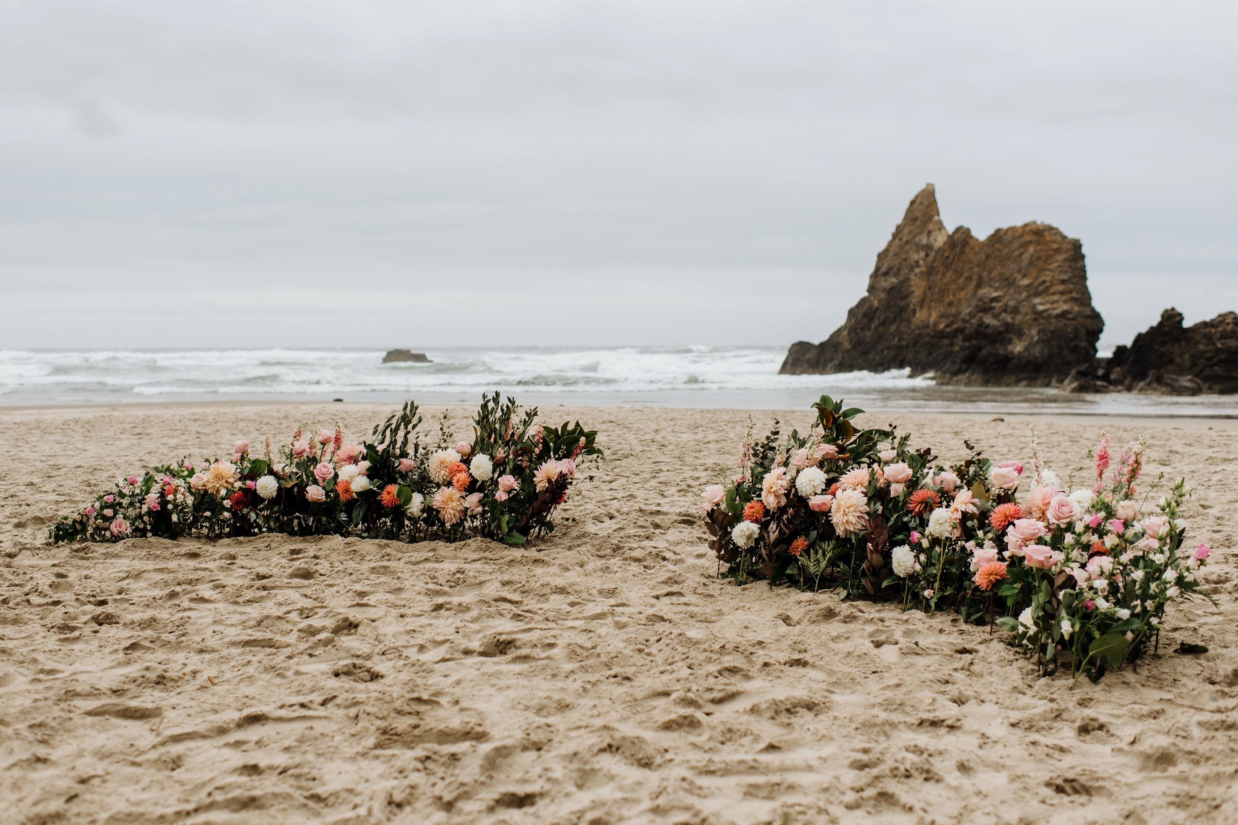 Stormy-Coast-elopement-Arch-Cape-005.jpg