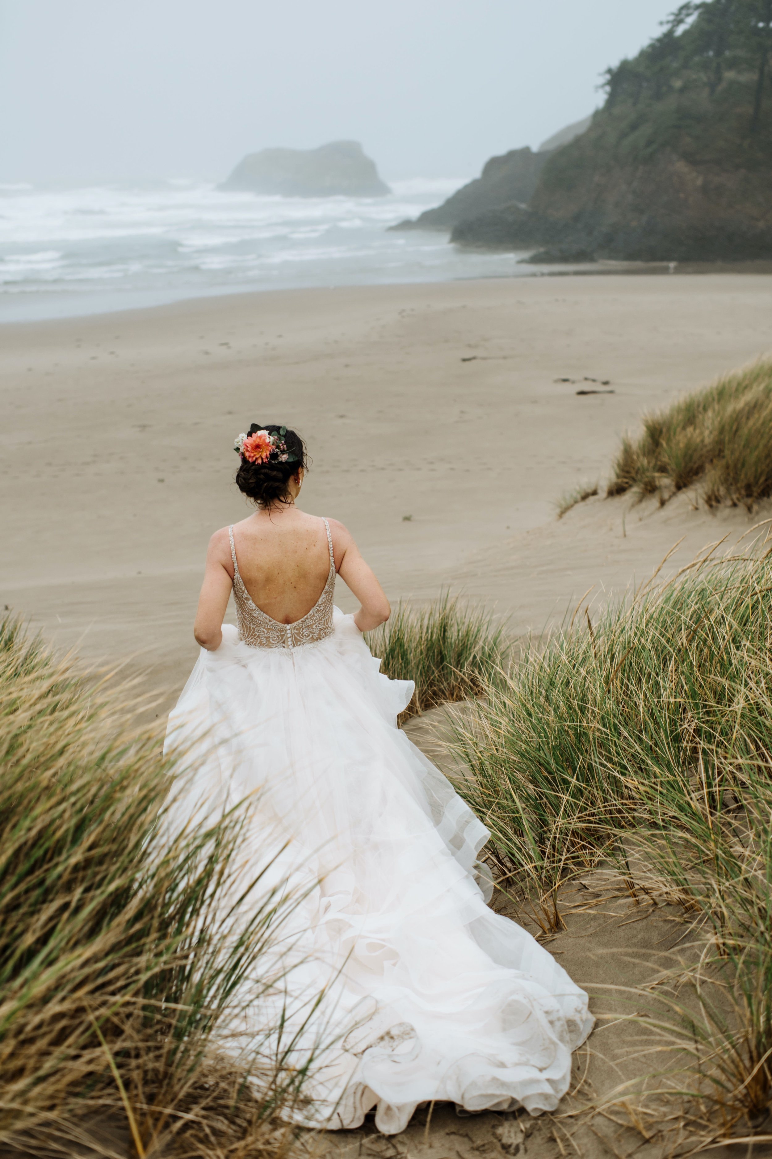 Stormy-Coast-elopement-Arch-Cape-047.jpg