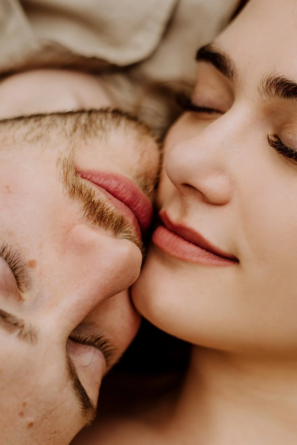 Colorful Iris farm anniversary session | Veronkia + Daniel 