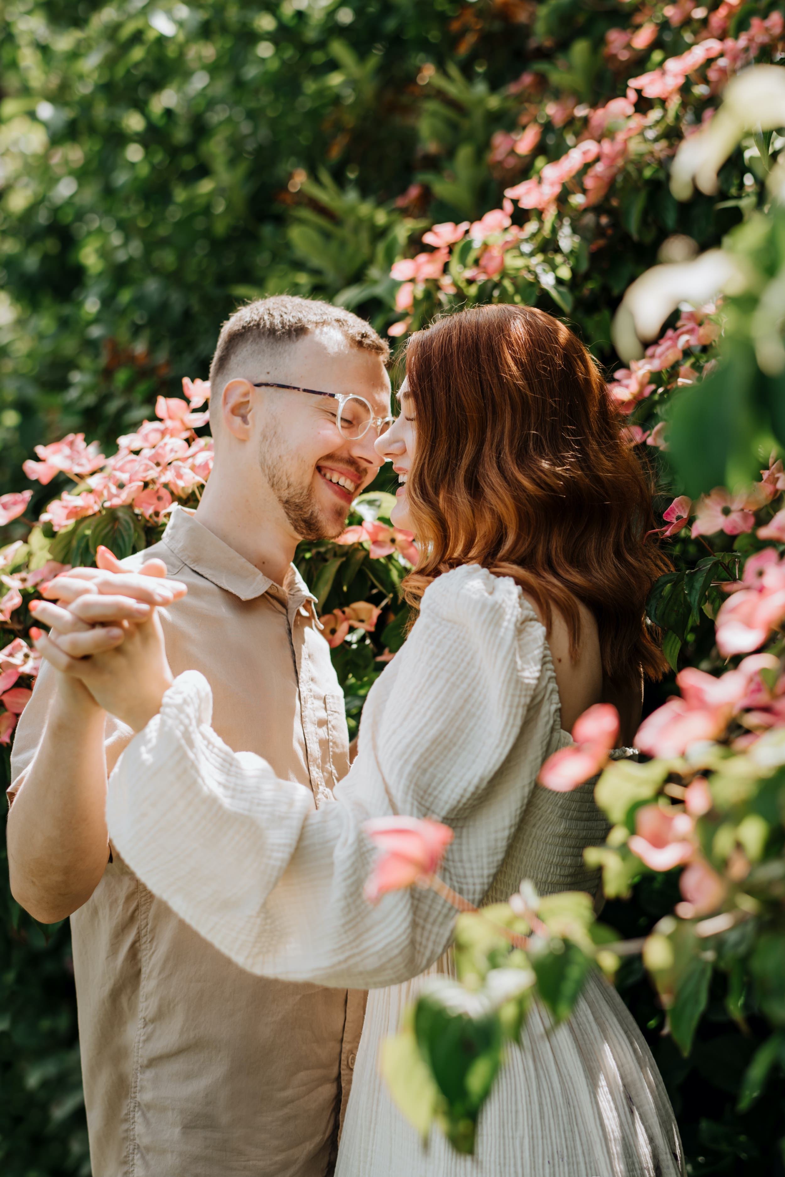 schreiner's-gardens-Iris-farm-engagement-photos08.jpg