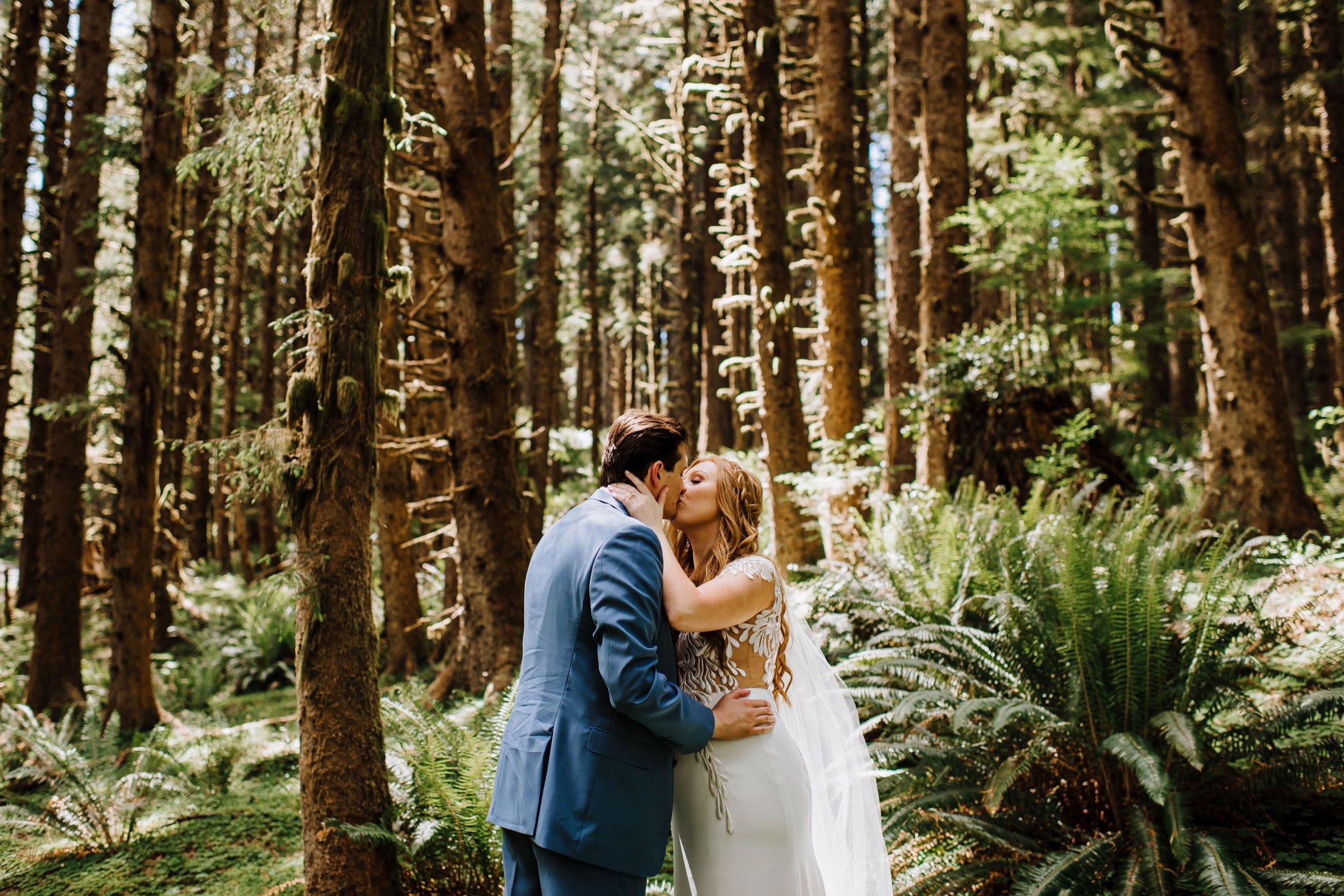 Intimate-Elopement-at-Ecola-State-Park013.jpg