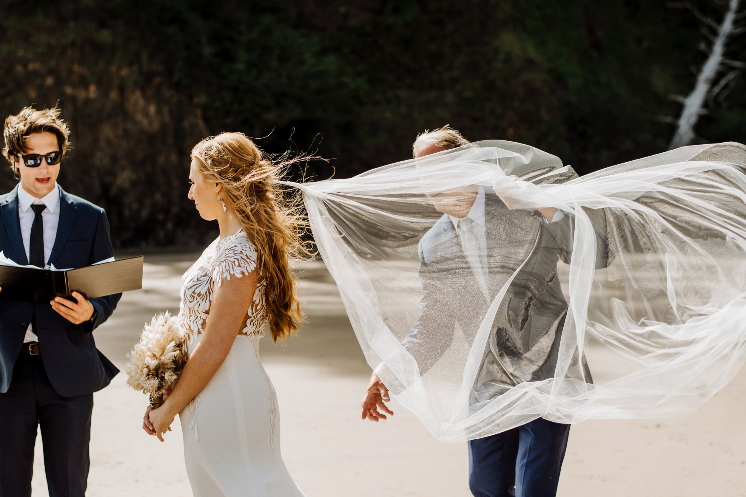 Intimate-Elopement-at-Ecola-State-Park024.jpg
