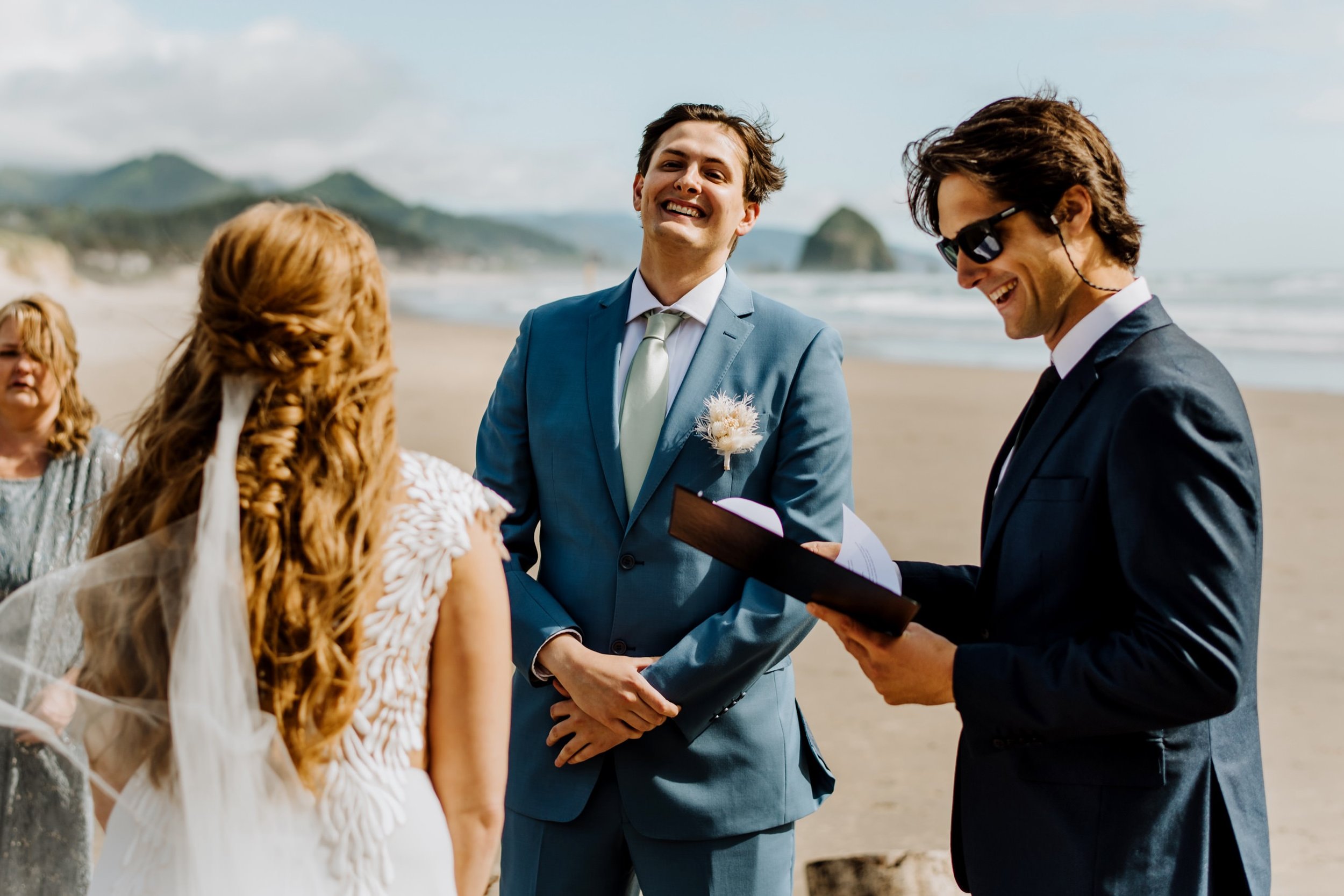 Intimate-Elopement-at-Ecola-State-Park028.jpg