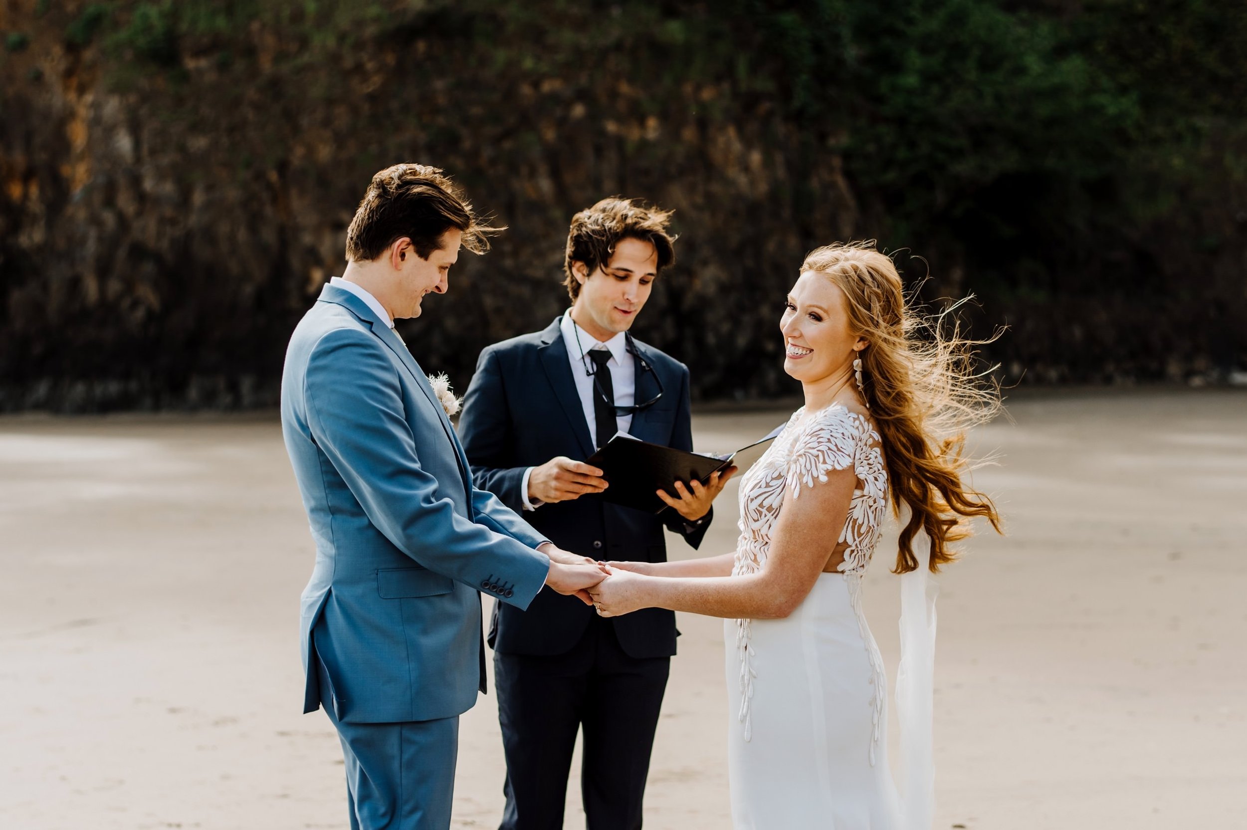 Intimate-Elopement-at-Ecola-State-Park039.jpg