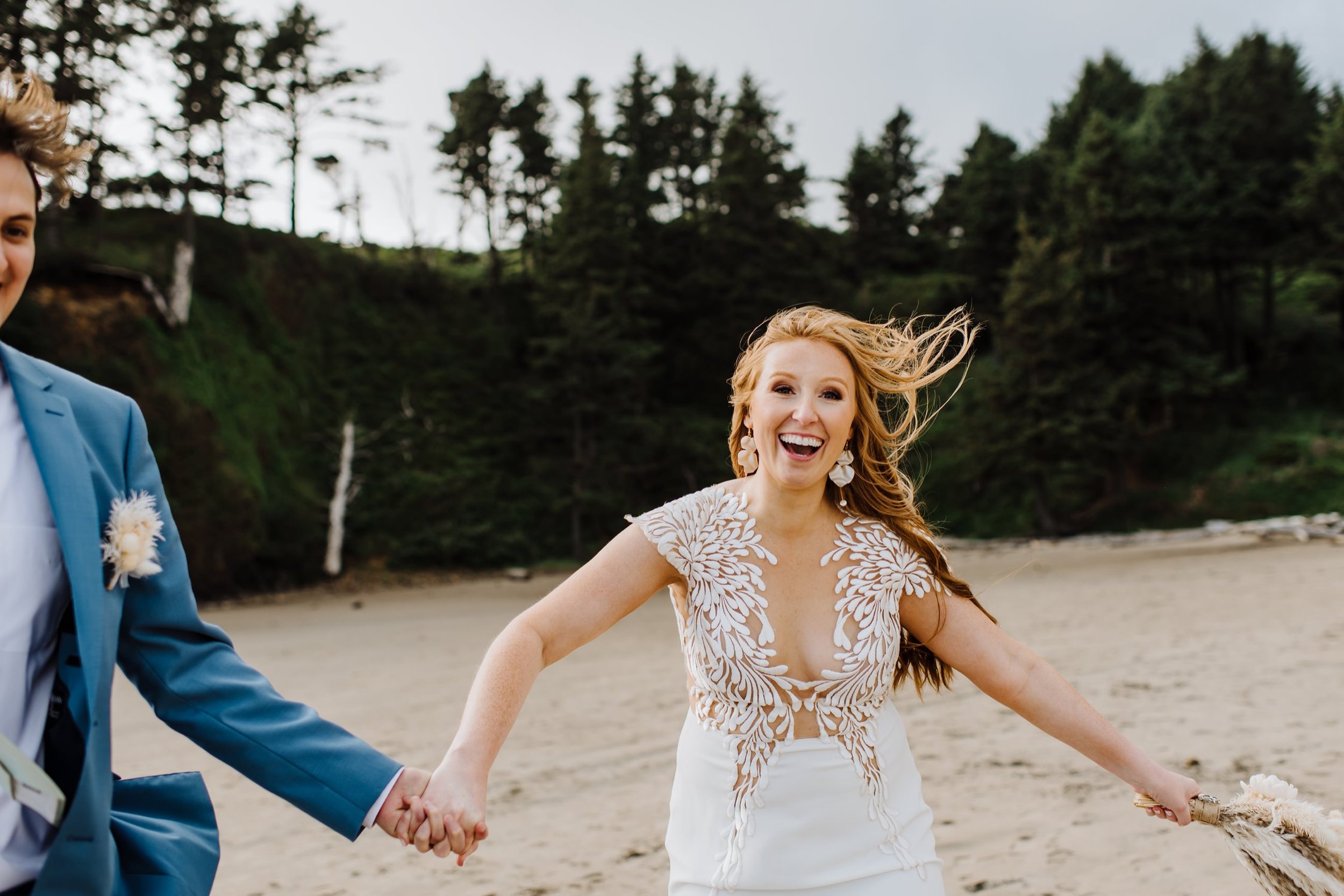 Intimate-Elopement-at-Ecola-State-Park065.jpg