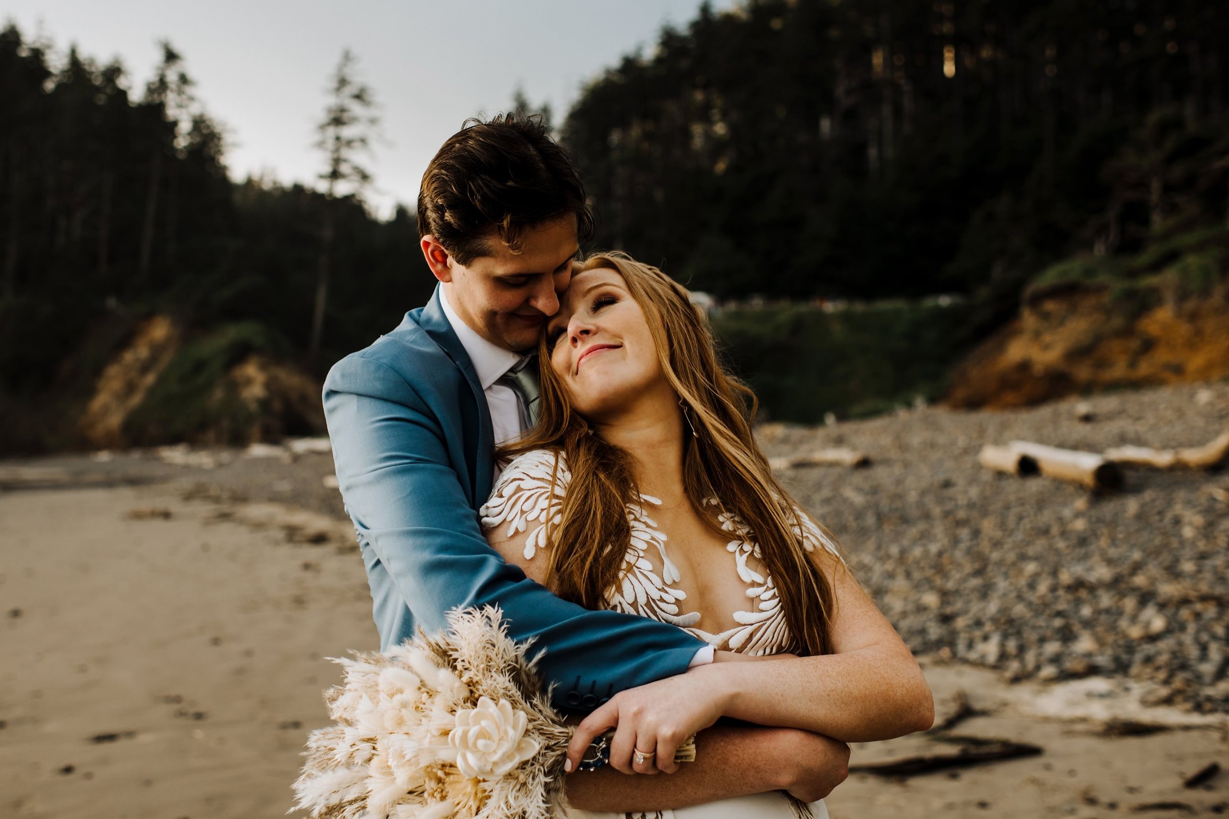 Intimate-Elopement-at-Ecola-State-Park090.jpg