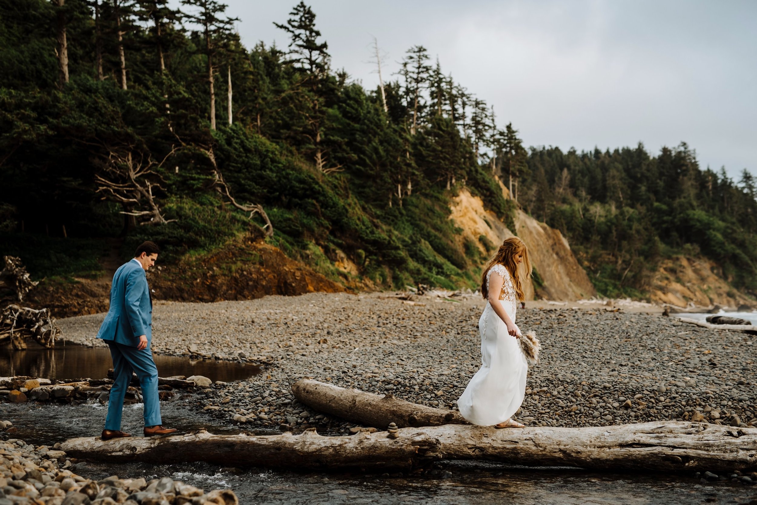 Intimate-Elopement-at-Ecola-State-Park093.jpg