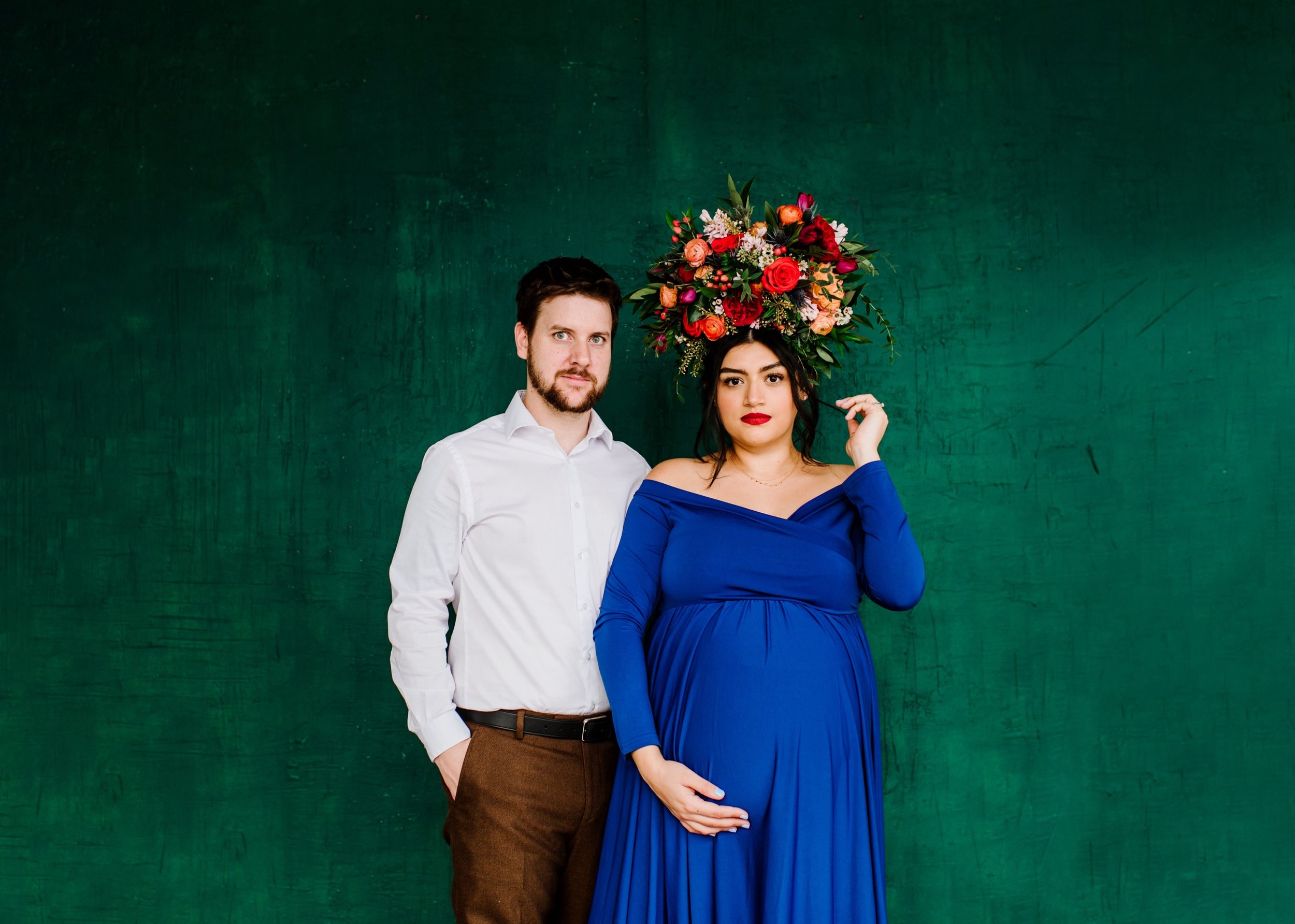 frida-kahlo-inspired-photoshoot- mexican-inspired-maternity-photos- 12.jpg