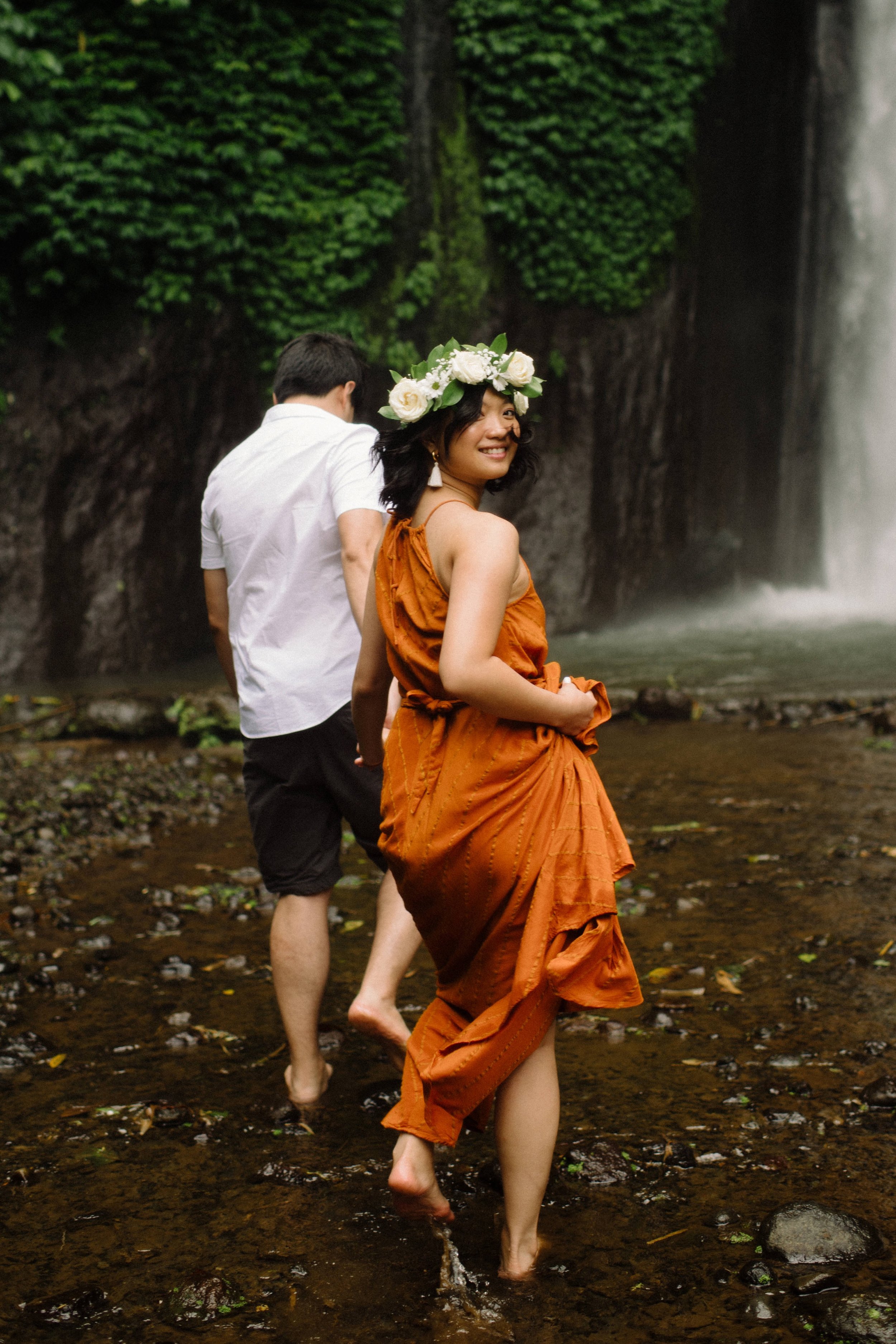 Ubud-Bali-waterfall-honeymoon-08.jpg
