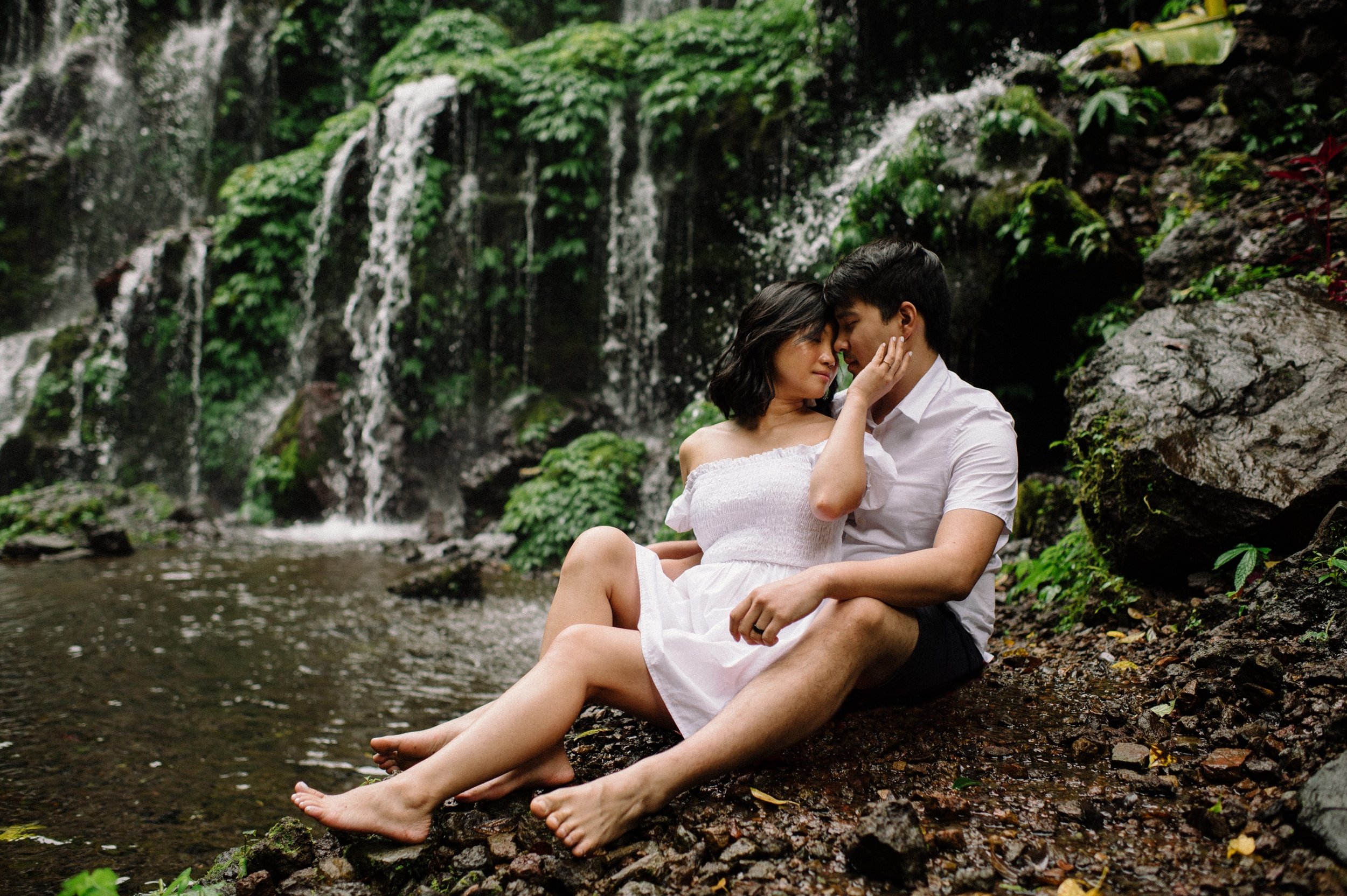 Ubud-Bali-waterfall-honeymoon-34.jpg
