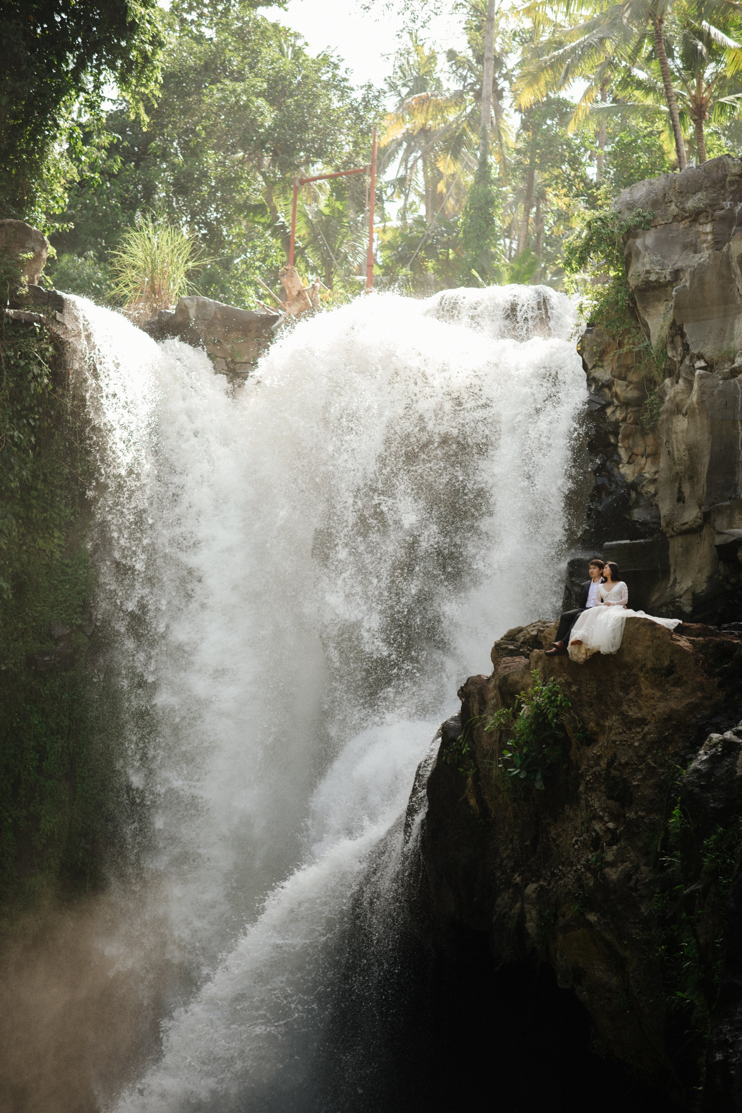 Ubud-Bali-waterfall-Bridal-session-Day-after-photoshoot-14.jpg