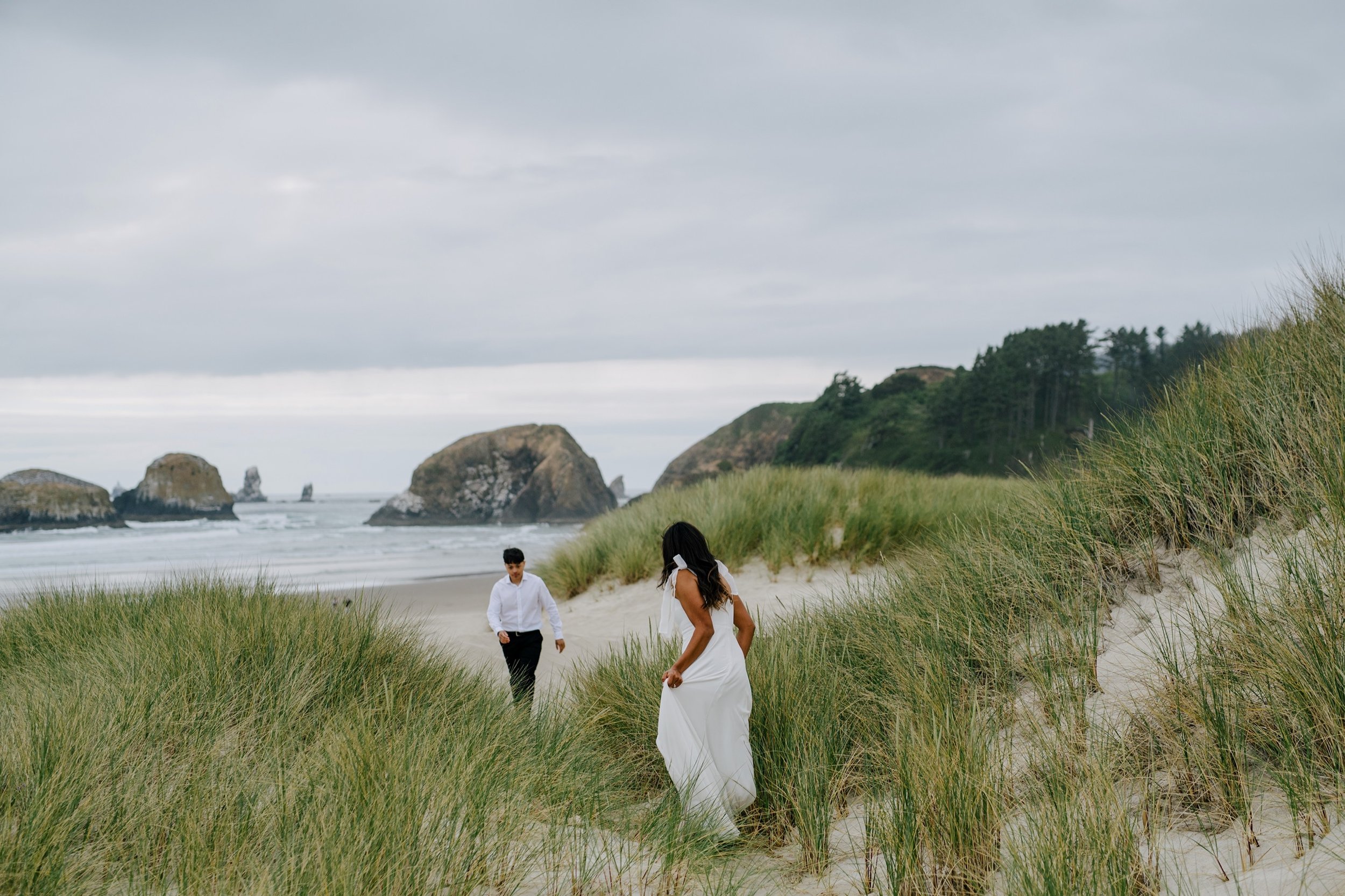 Summer-engagement-Oregon-Coast01.jpg