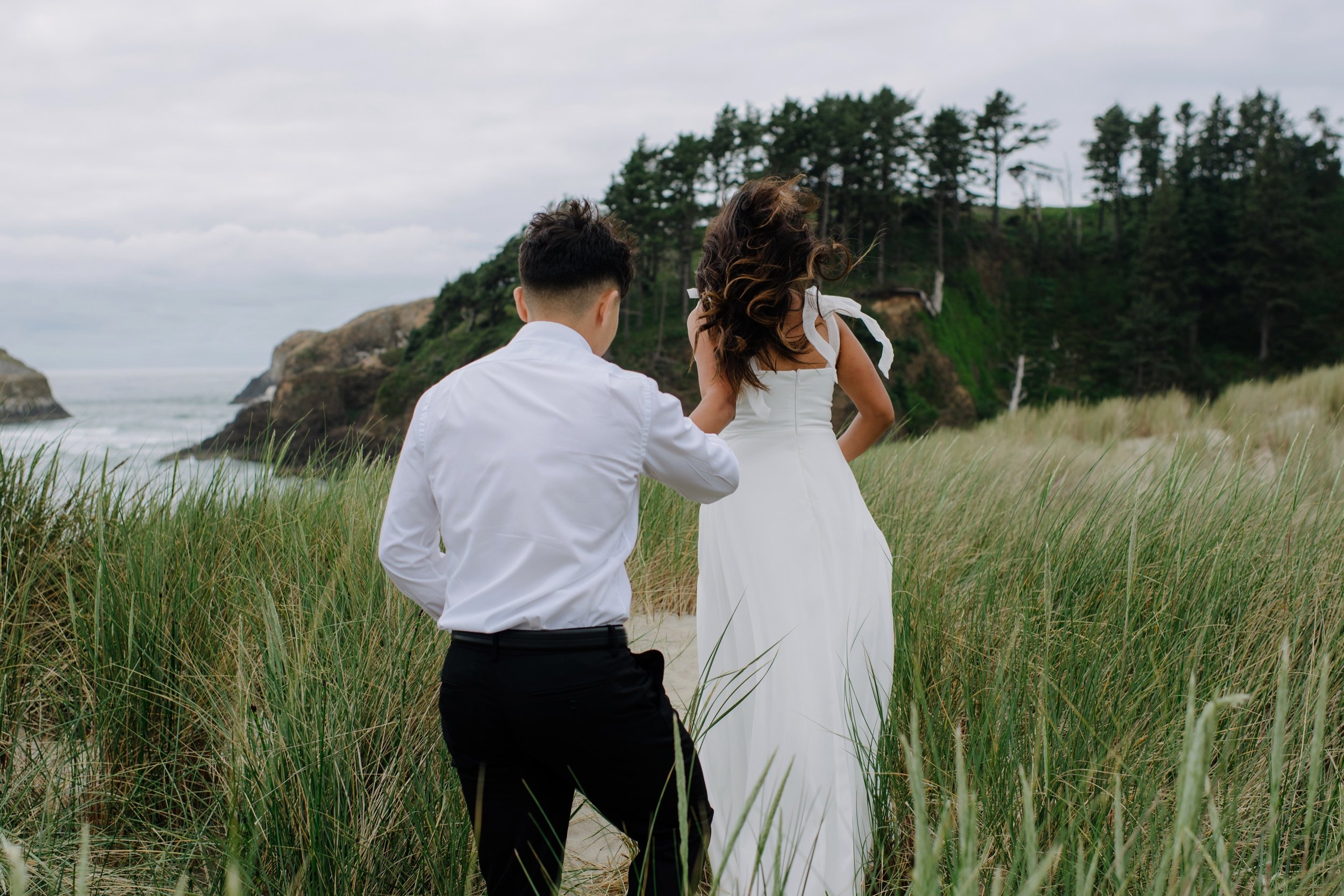 Summer-engagement-Oregon-Coast07.jpg