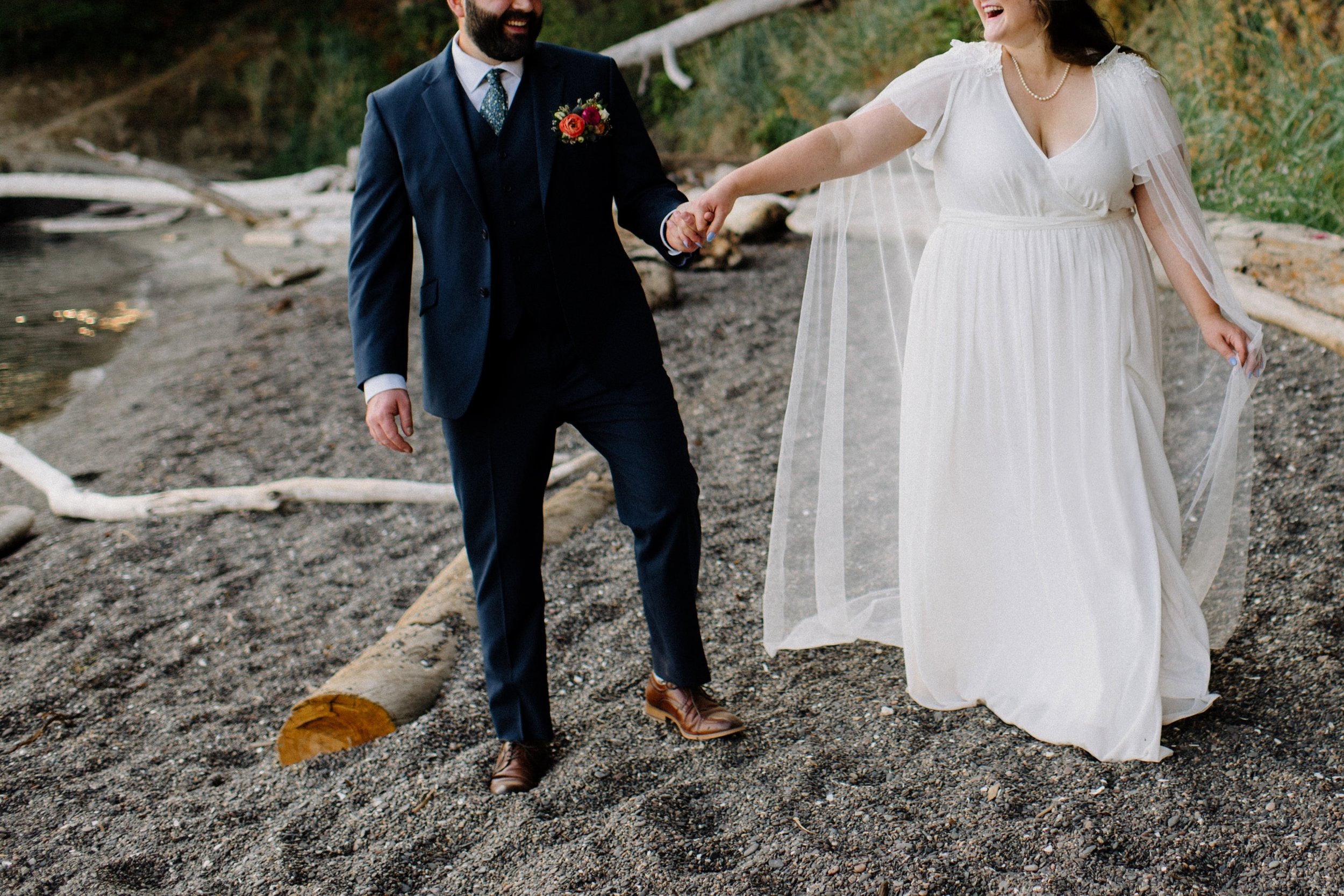 Lakeside-elopement-orcas-island-Oregon-elopement-photographer142.jpg