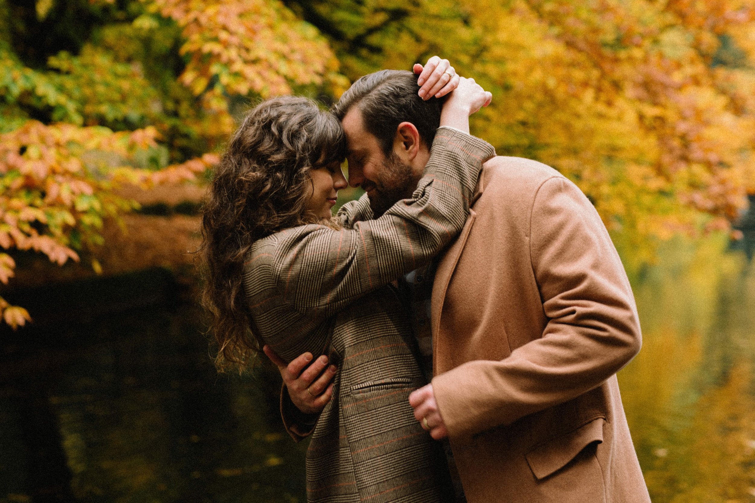 Fall-laurelhurst-engagement-portland-Oregon-Fall-17.jpg