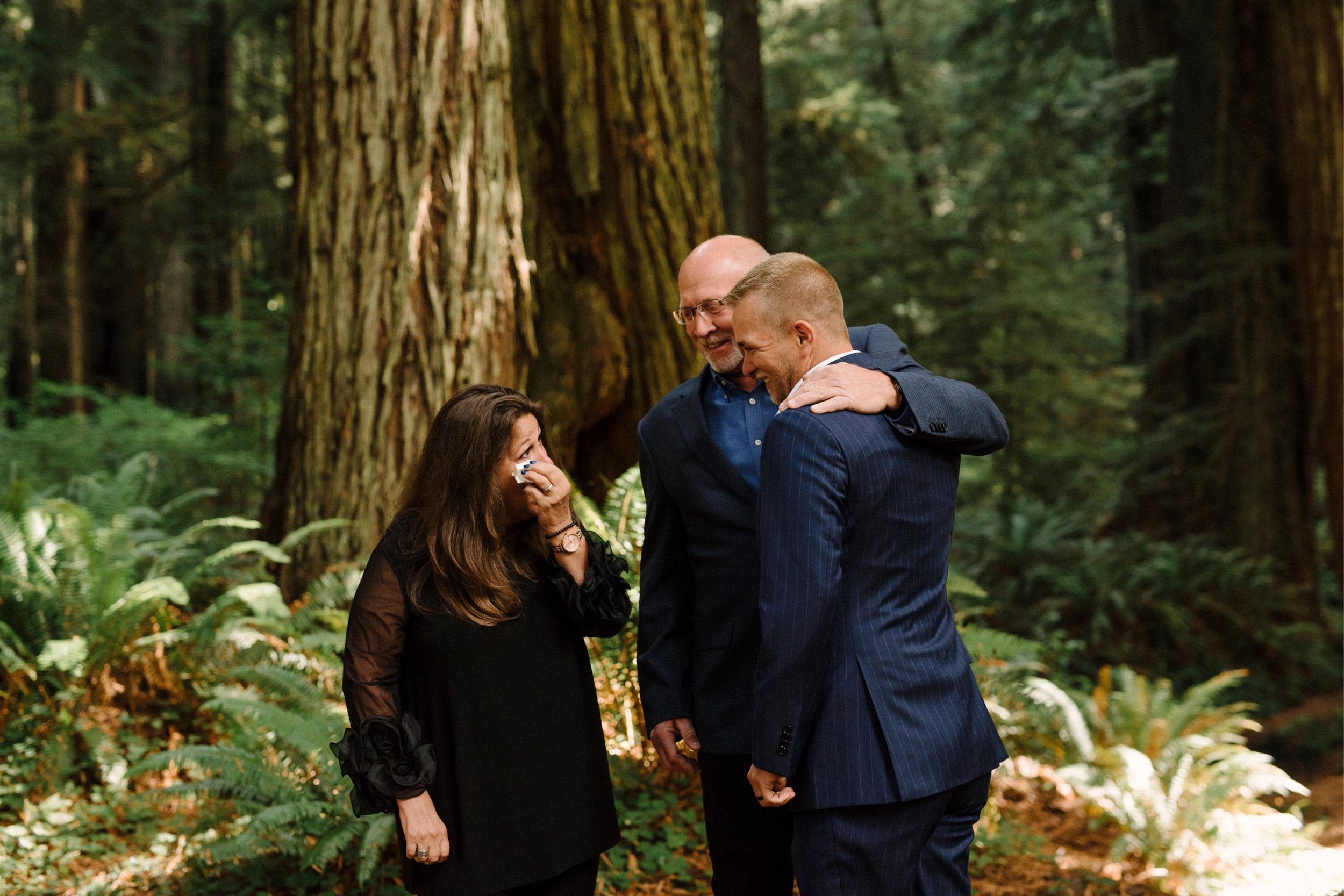 FOREST-ELOPEMENT-BROOKINGS-OREGON-017.jpg