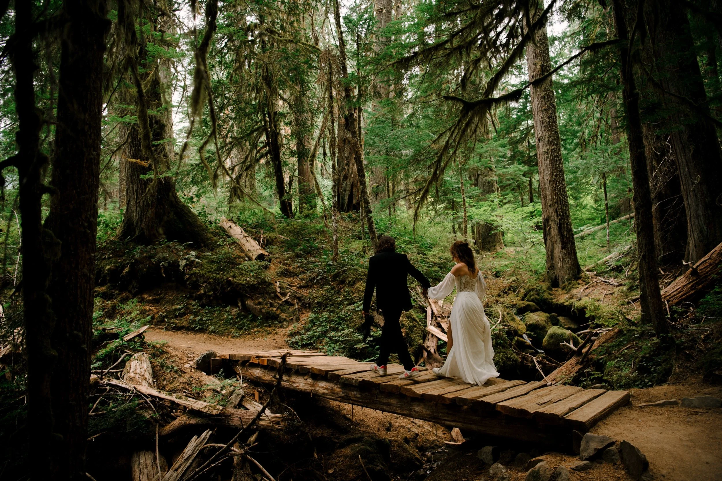 41_NS-Mount-Rainier-National-Park-Elopement-Karina-Maks-Photo-275.jpg