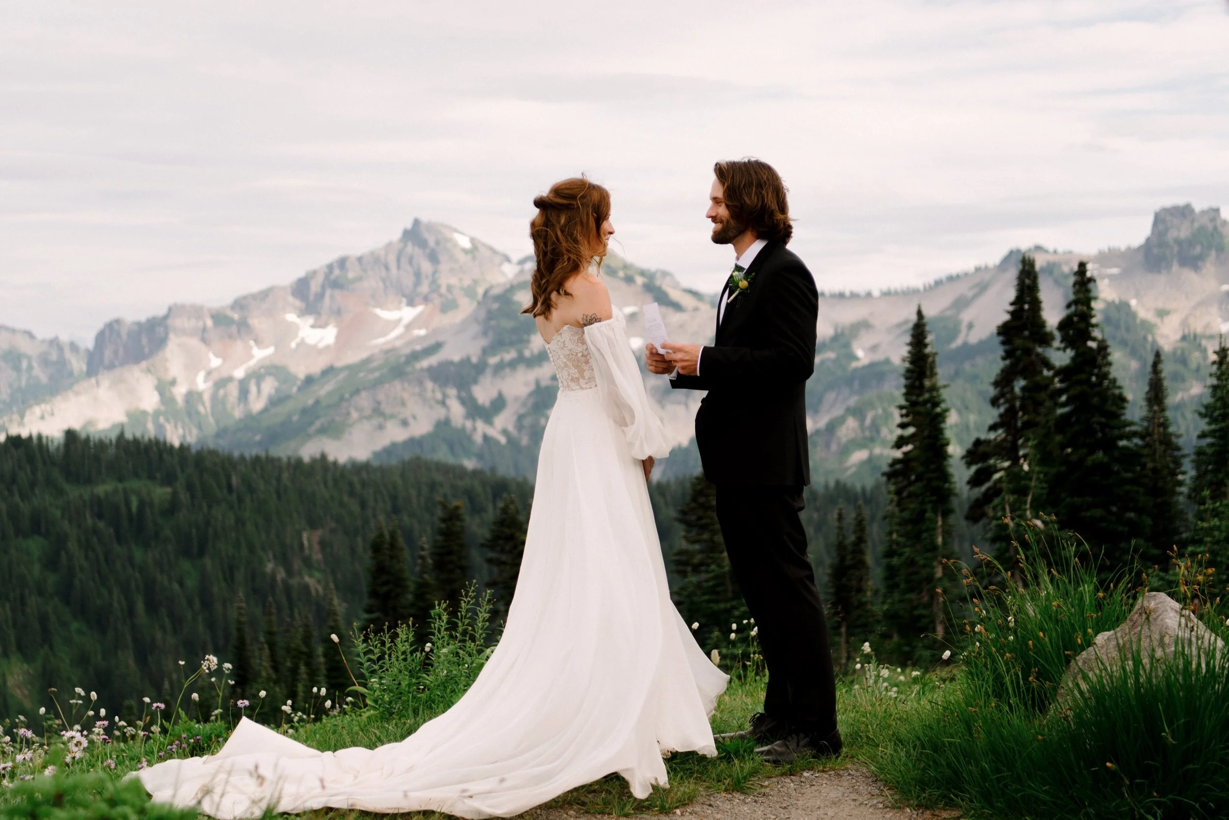 52_NS-Mount-Rainier-National-Park-Elopement-Karina-Maks-Photo-368.jpg