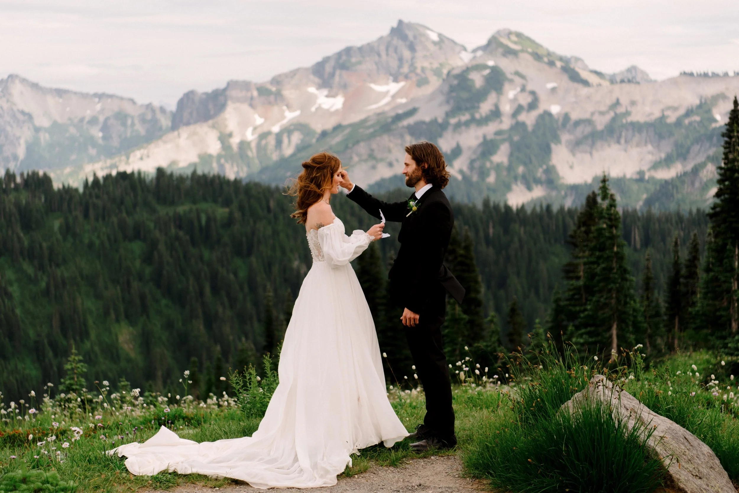 56_NS-Mount-Rainier-National-Park-Elopement-Karina-Maks-Photo-381.jpg