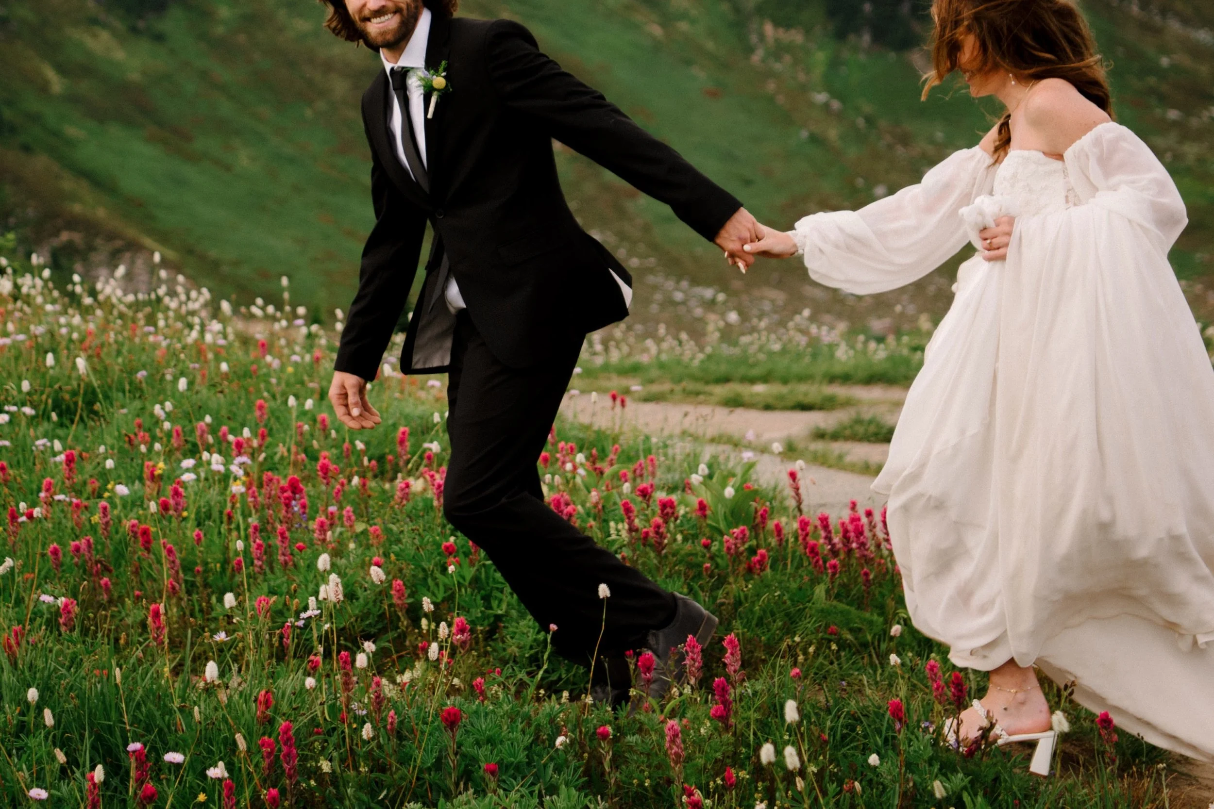 69_NS-Mount-Rainier-National-Park-Elopement-Karina-Maks-Photo-433.jpg
