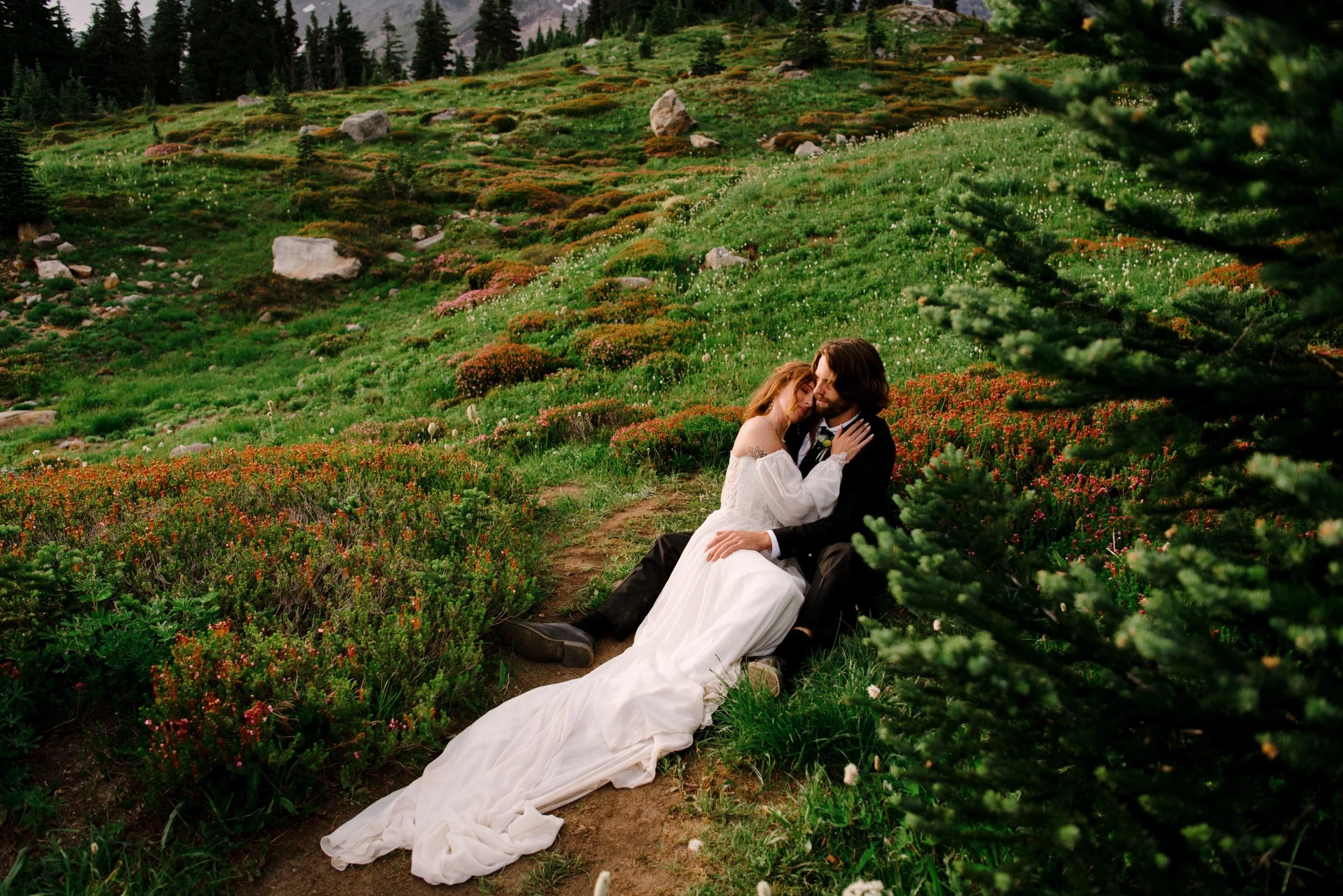 78_NS-Mount-Rainier-National-Park-Elopement-Karina-Maks-Photo-483.jpg