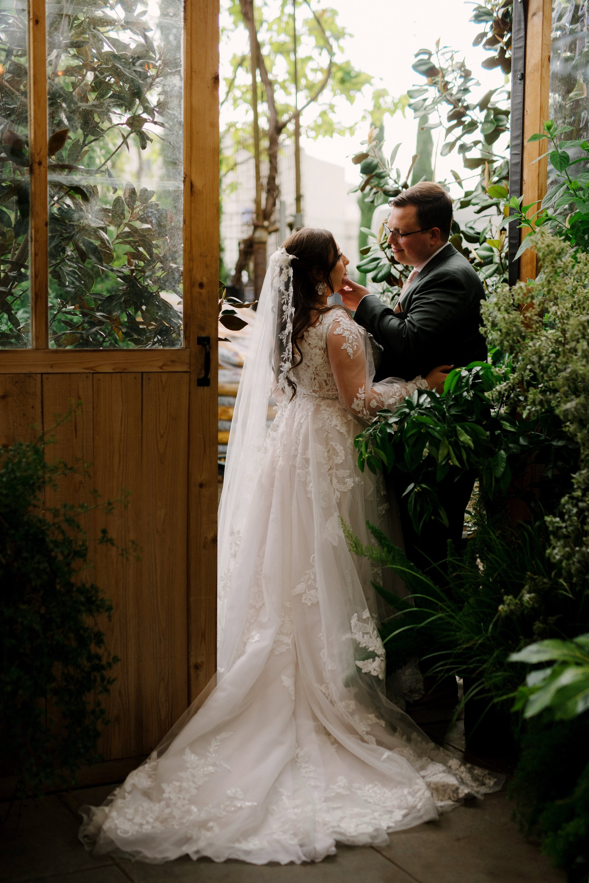 Block-House-pdx-GreenHouse-Wedding-Karina-Maks-Photography012.jpg