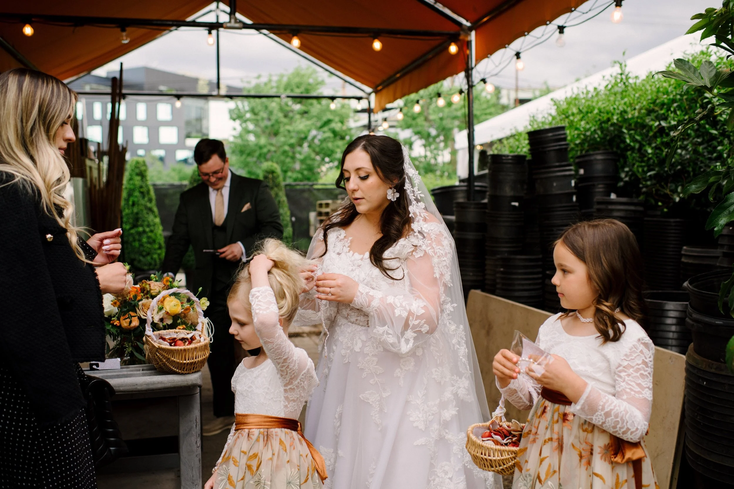 Block-House-pdx-GreenHouse-Wedding-Karina-Maks-Photography029.jpg