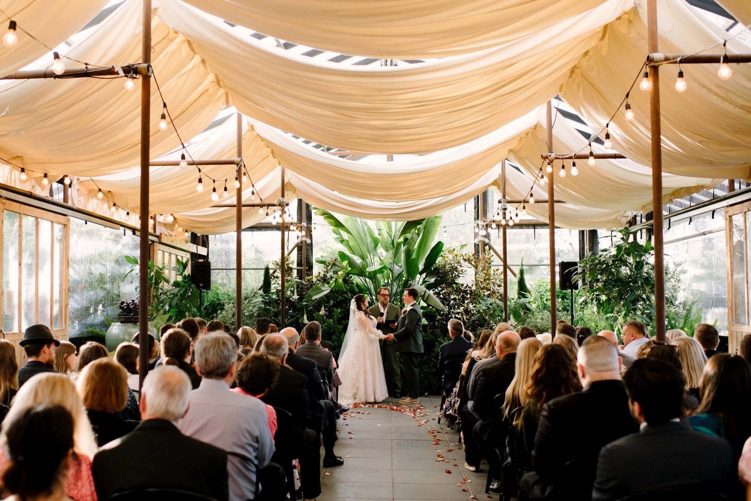 Block-House-pdx-GreenHouse-Wedding-Karina-Maks-Photography050.jpg