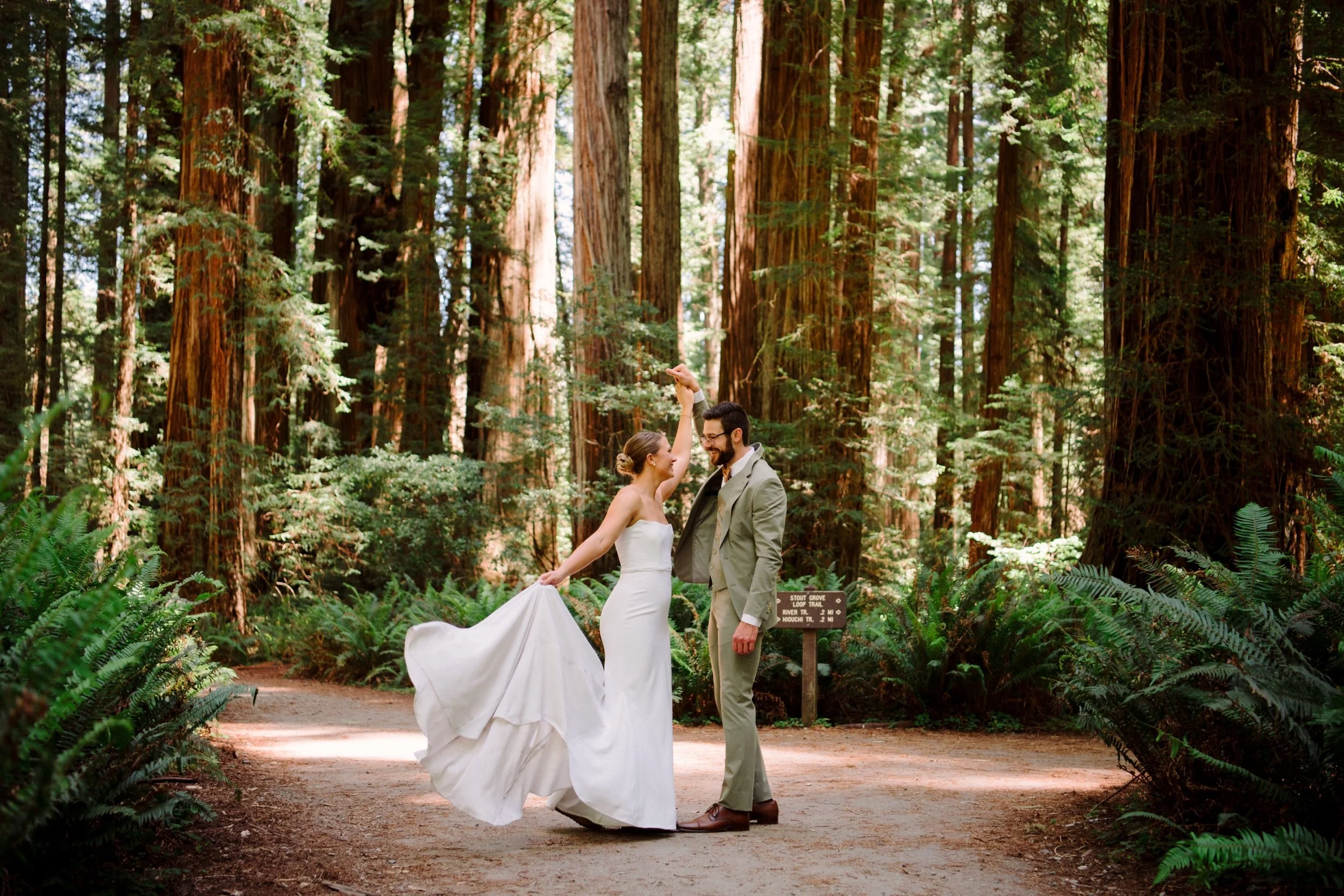 Red-Woods-Oregon-Coast-elopement-Karina-Maks-Photography014.jpg