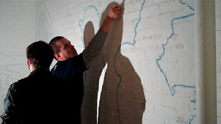 Ellis traces from the front 0 00 17-04.jpg
