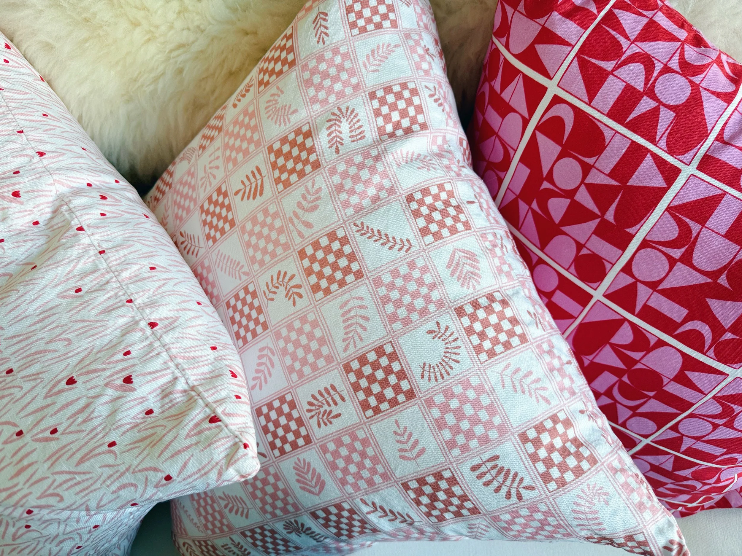 Linen and cotton throw pillow checkered plant design