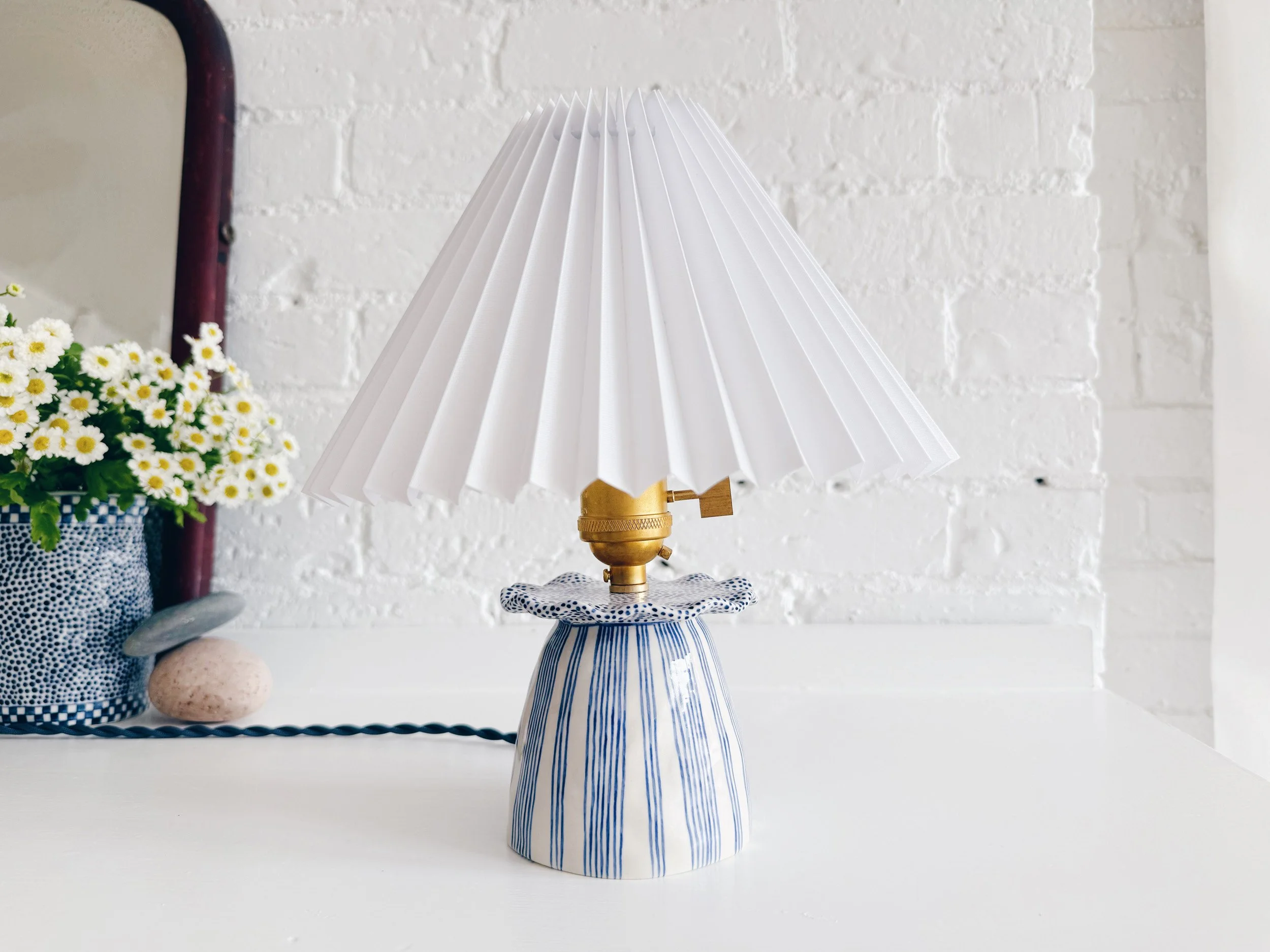 cmb_lamp_2_2.jpg