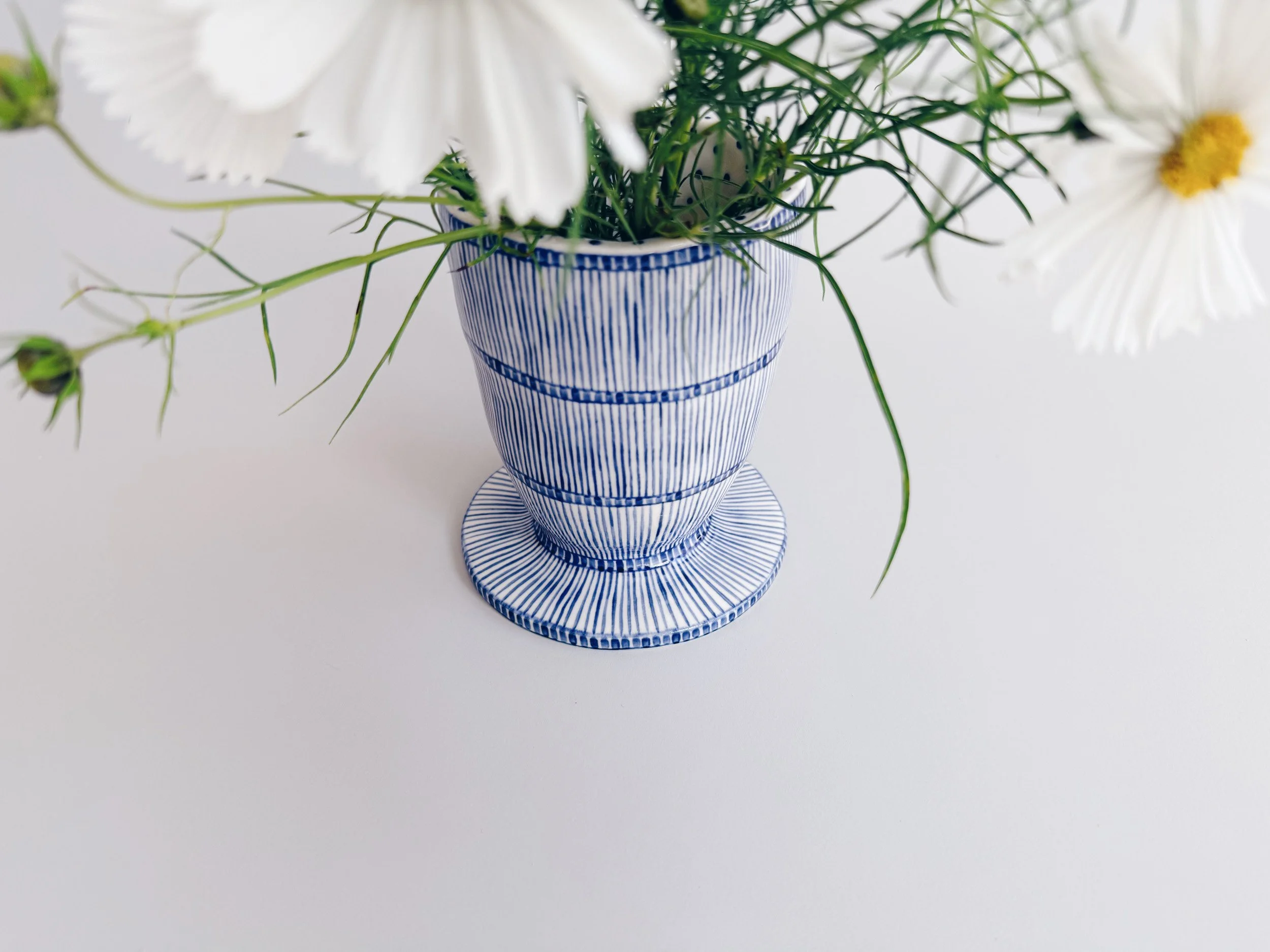 cmb_vase_2_2.jpg