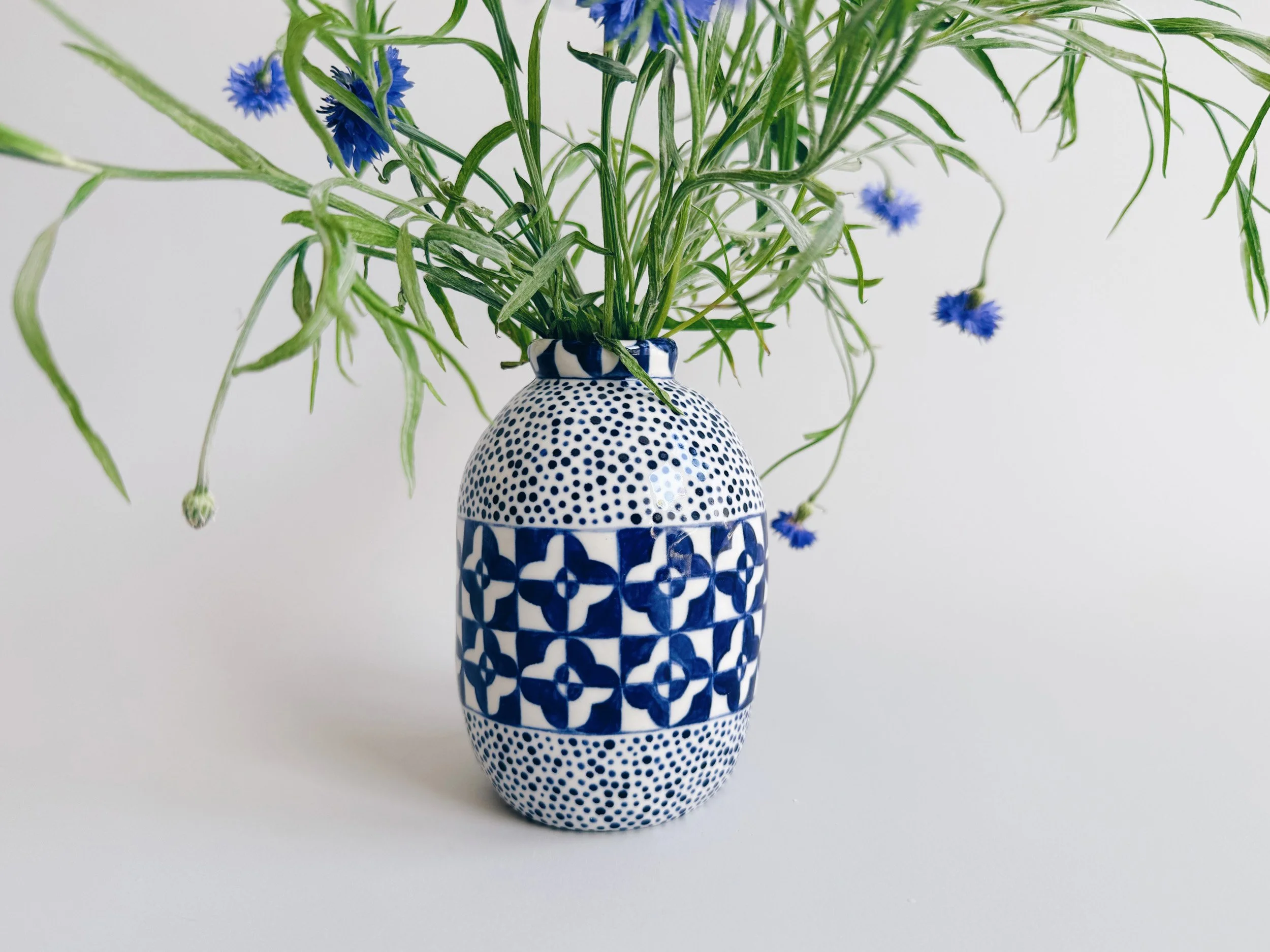 cmb_vase_7_3.jpg