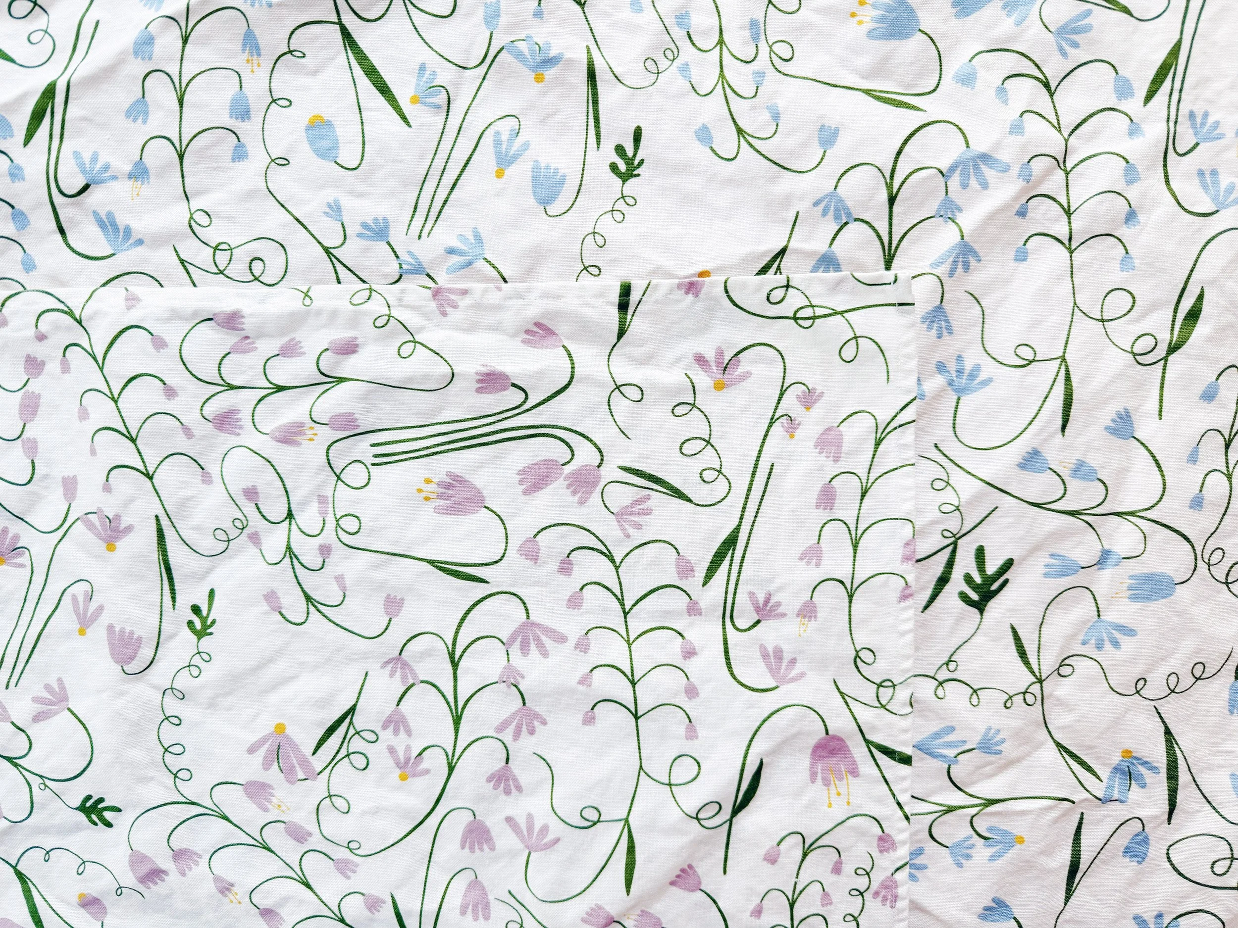 Cloth napkins in a floral design